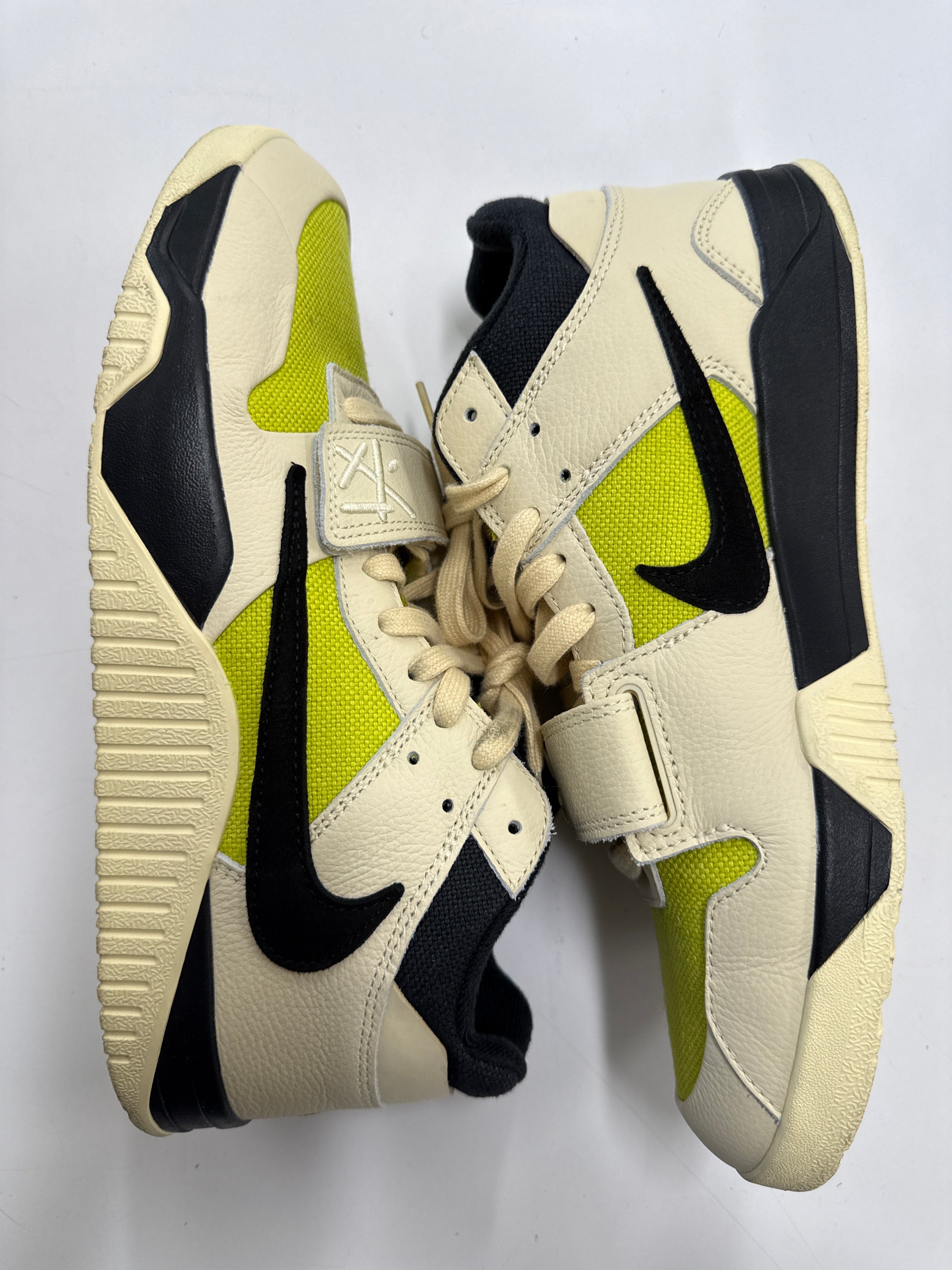 JUMPMAN JACK TRAVIS SCOTT BRIGHT CACTUS - SIZE 11.5 (WORN)