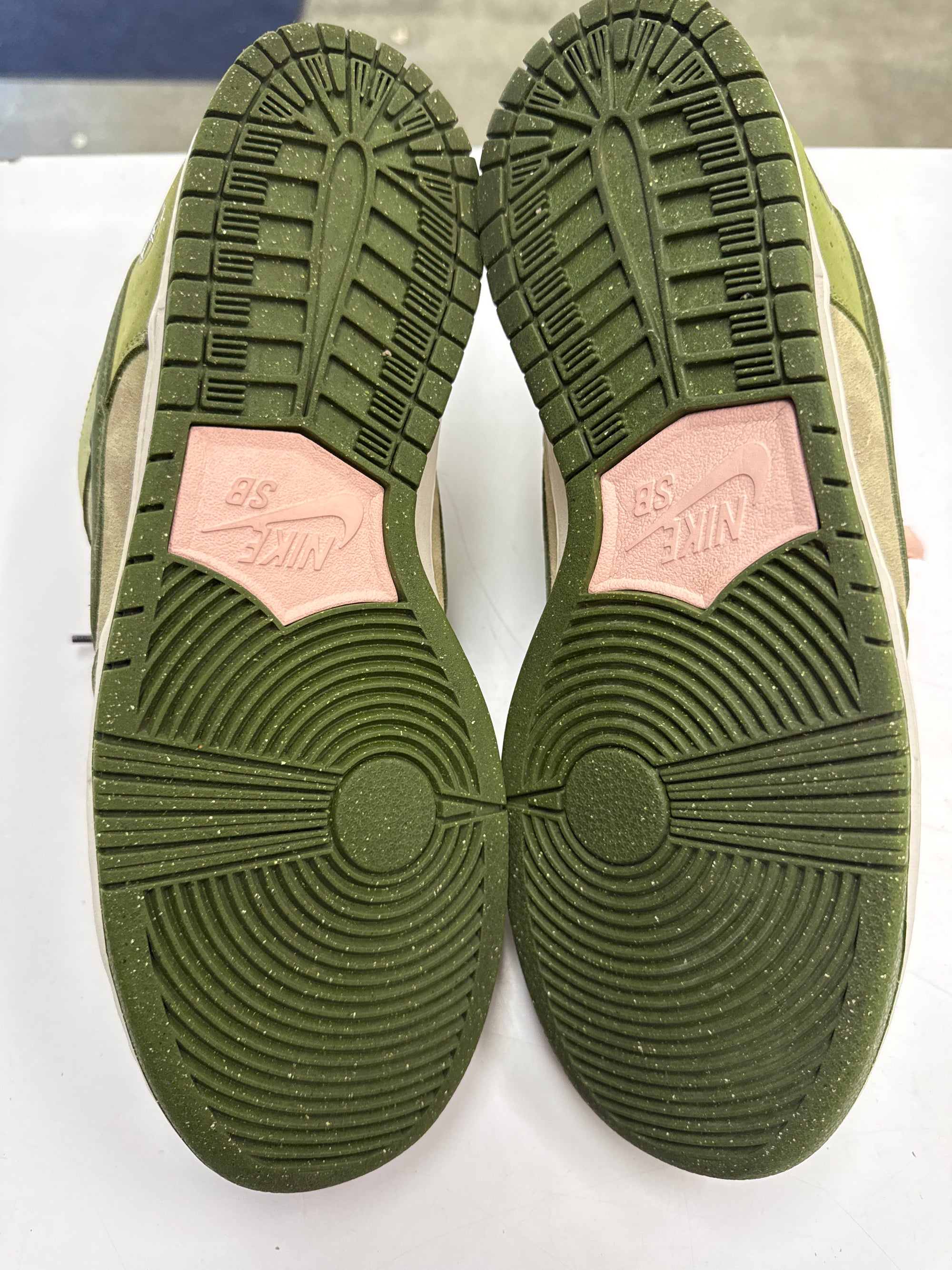 SB DUNK LOW YUTO HORIGOME MATCHA - SIZE 12 (WORN)
