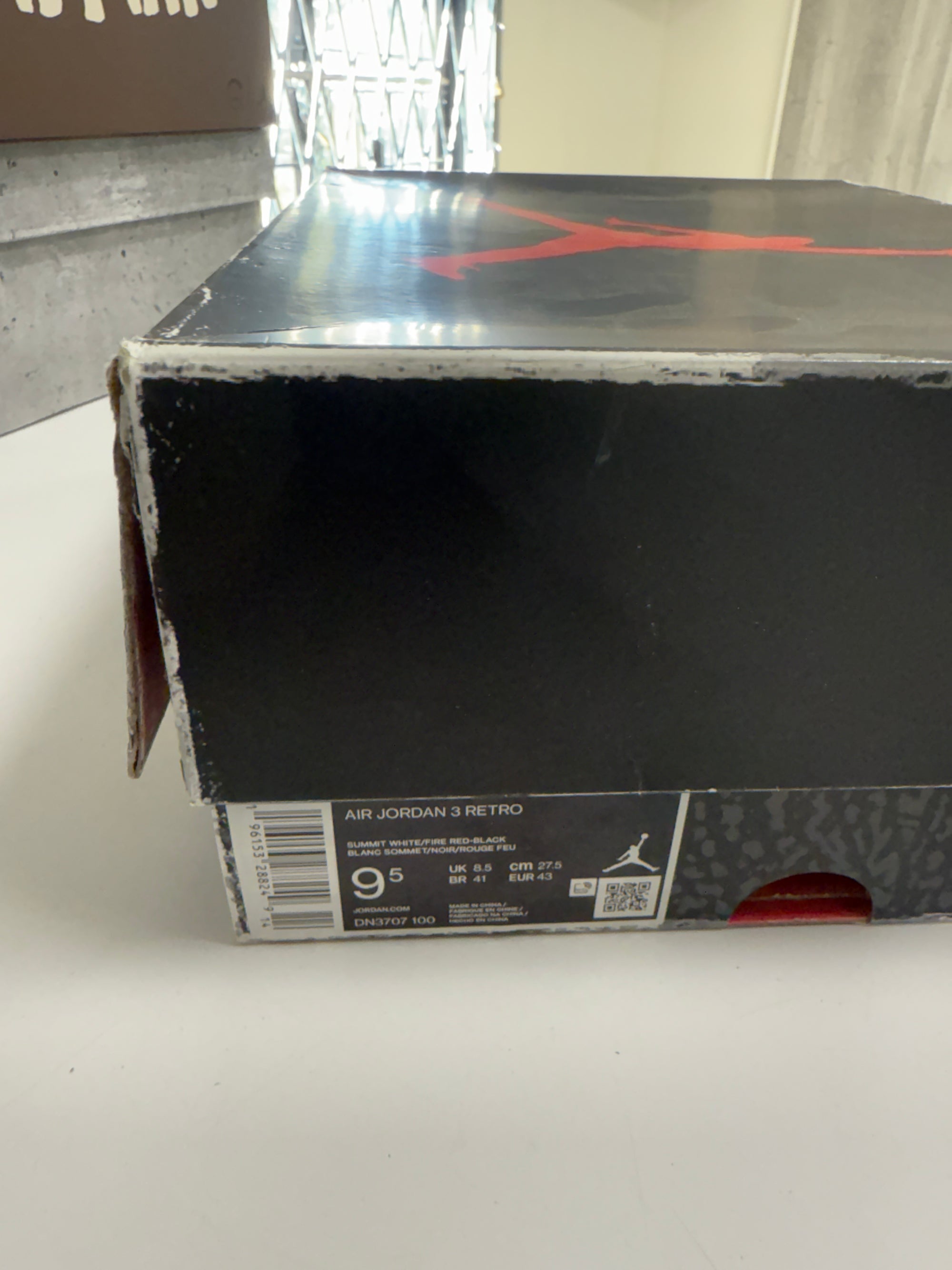 AIR JORDAN 3 REIMAGINED - SIZE 9.5 (WORN)