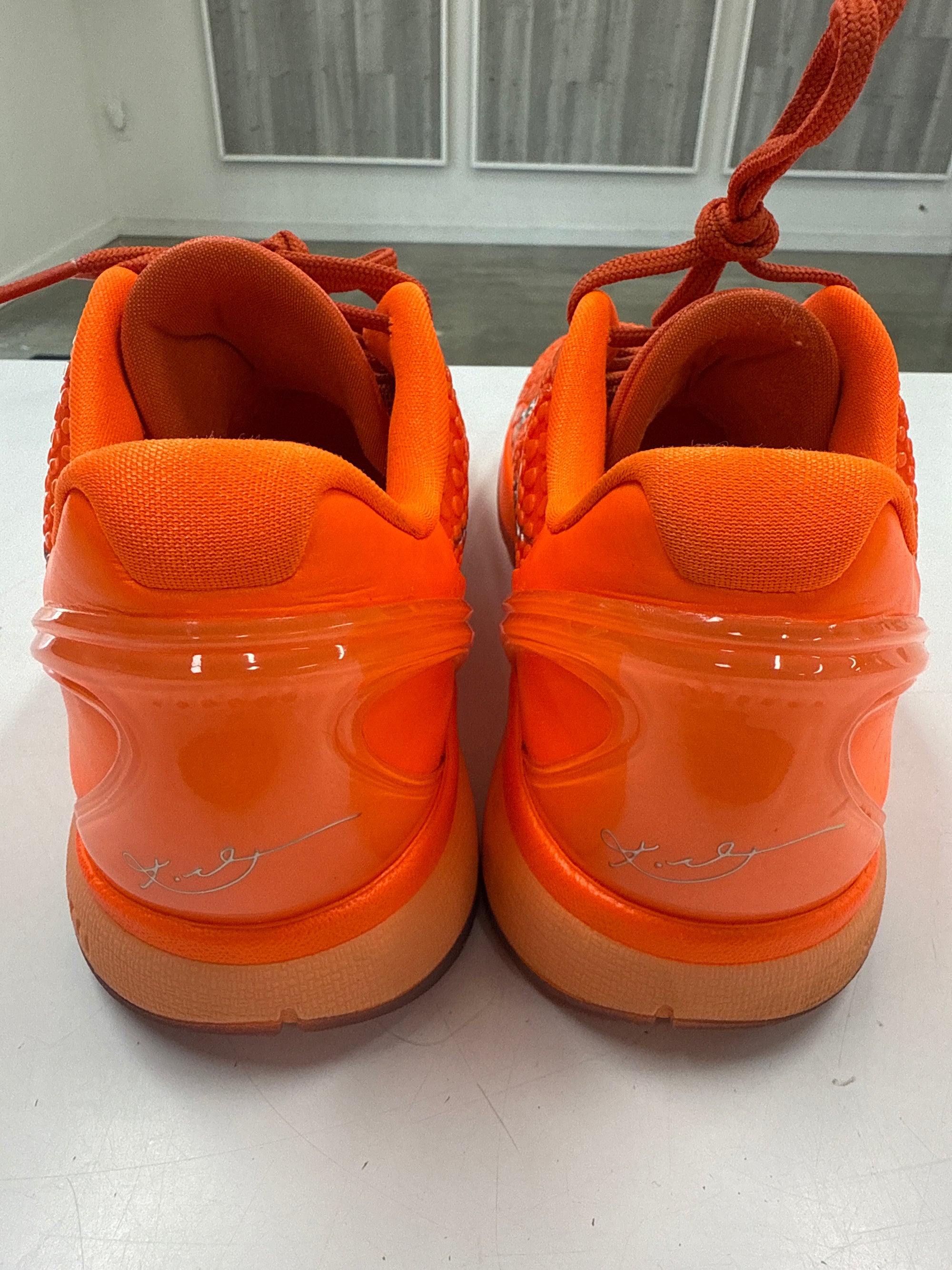 KOBE 6 PROTRO TOTAL ORANGE - SIZE 11.5 (WORN)