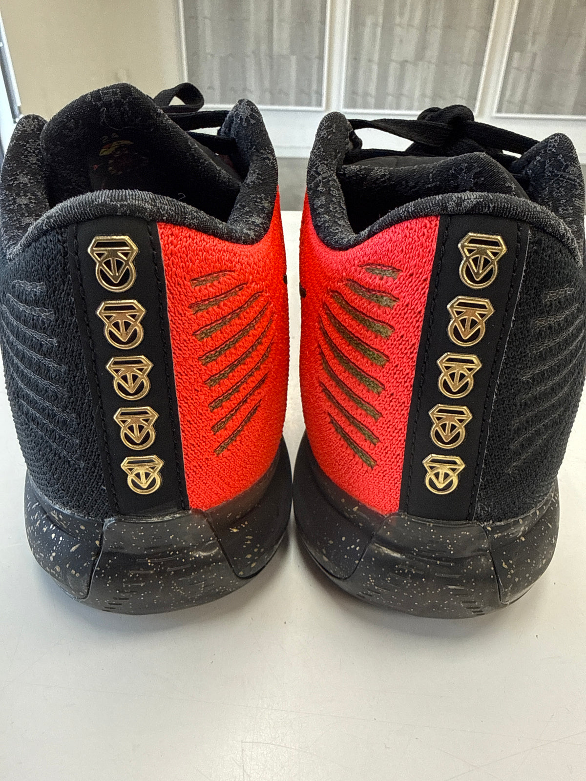 KOBE X ELITE LOW XMAS - SIZE 10 (WORN)