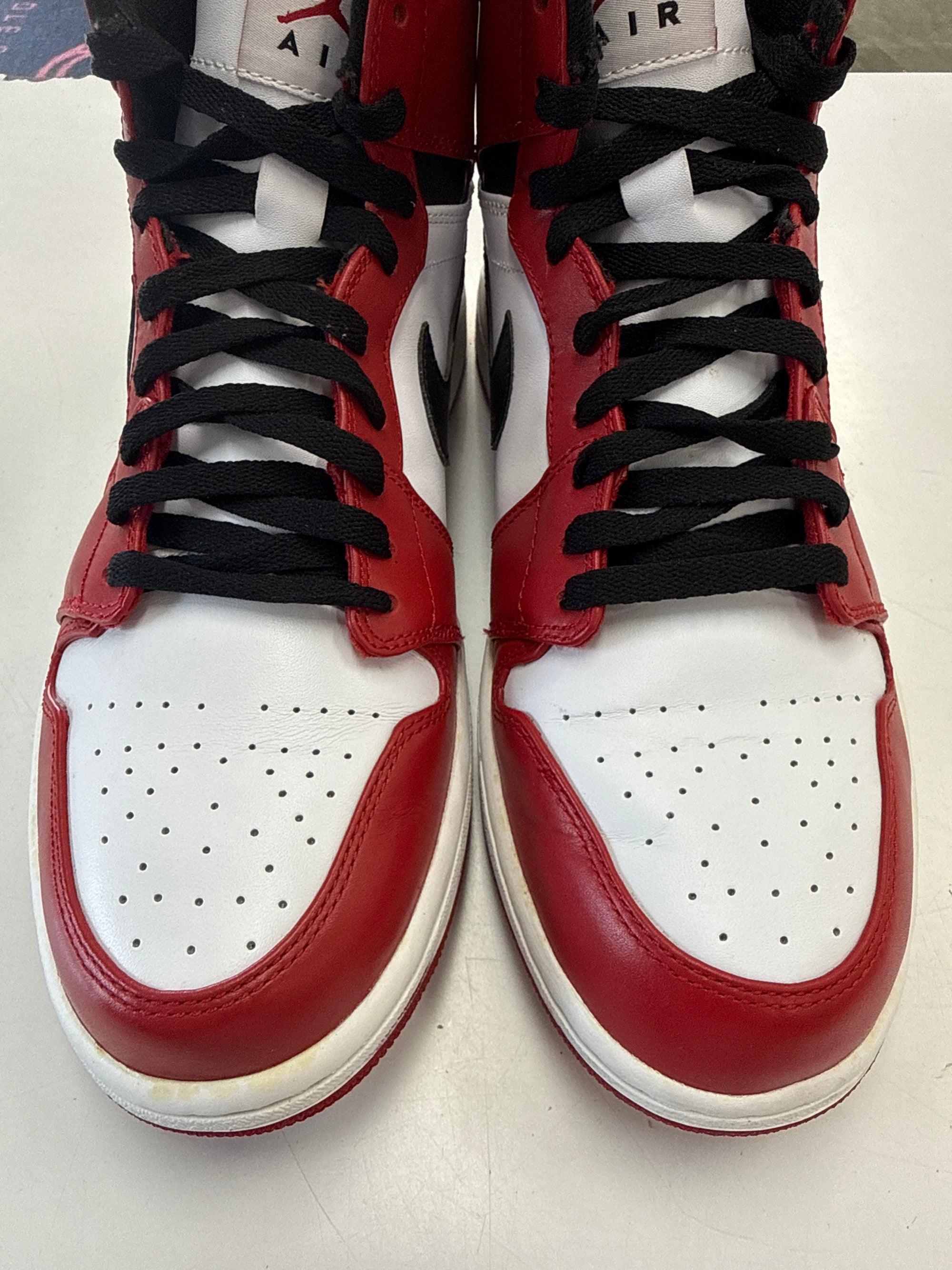 AIR JORDAN 1 HIGH 2013 CHICAG0 - SIZE 10.5 (WORN) - SUPER CLEAN