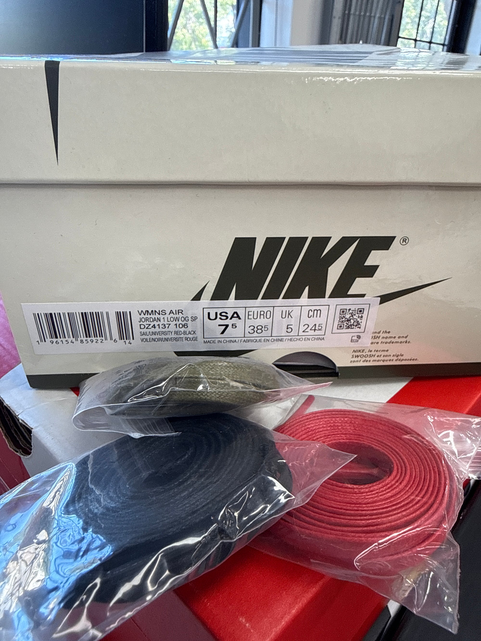 WMNS AIR JORDAN 1 LOW TRAVIS SCOTT OLIVE - SIZE W7.5 M6 (WORN)