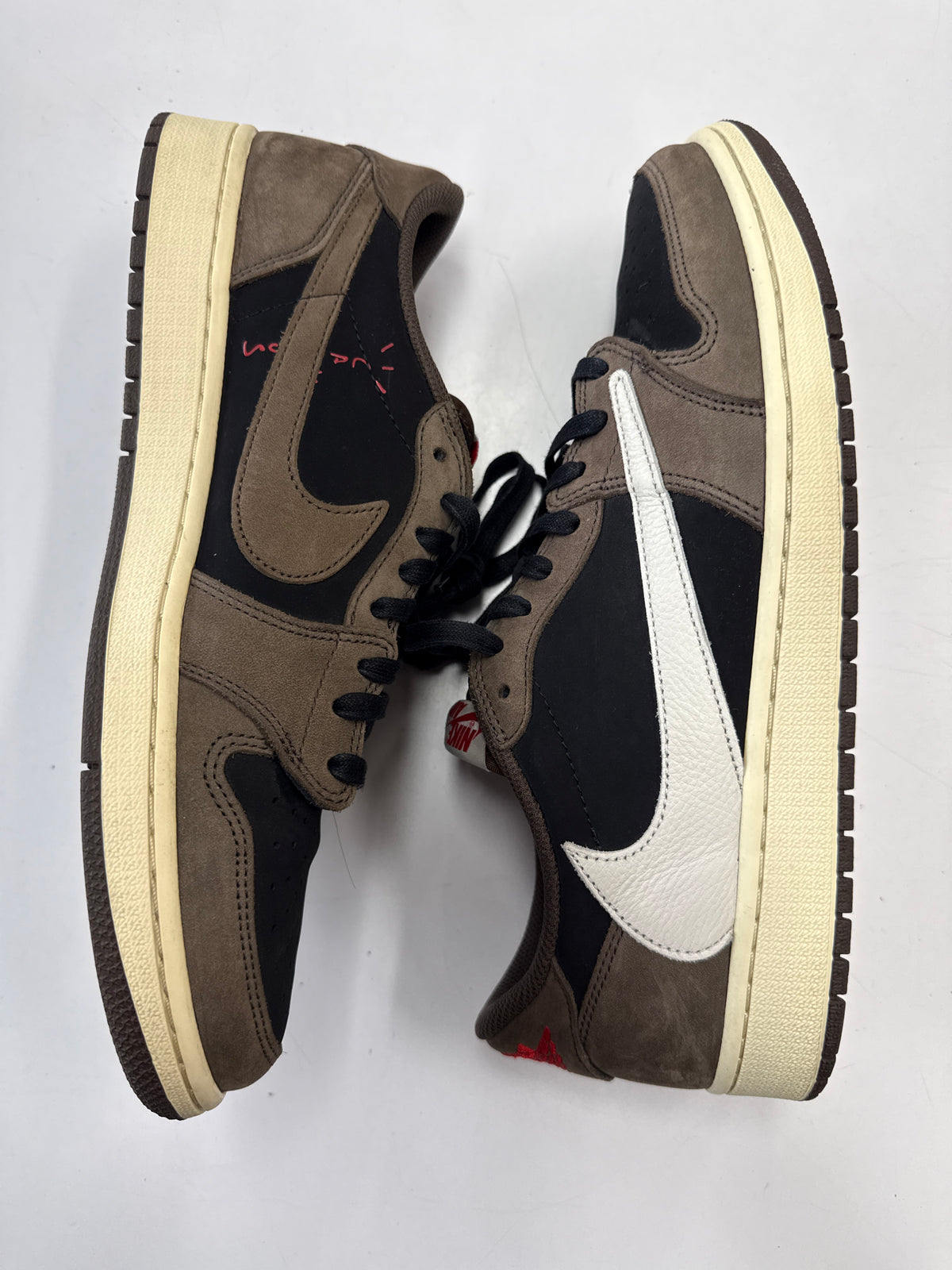 AIR JORDAN 1 LOW TRAVIS SCOTT MOCHA - SIZE 12 (WORN)