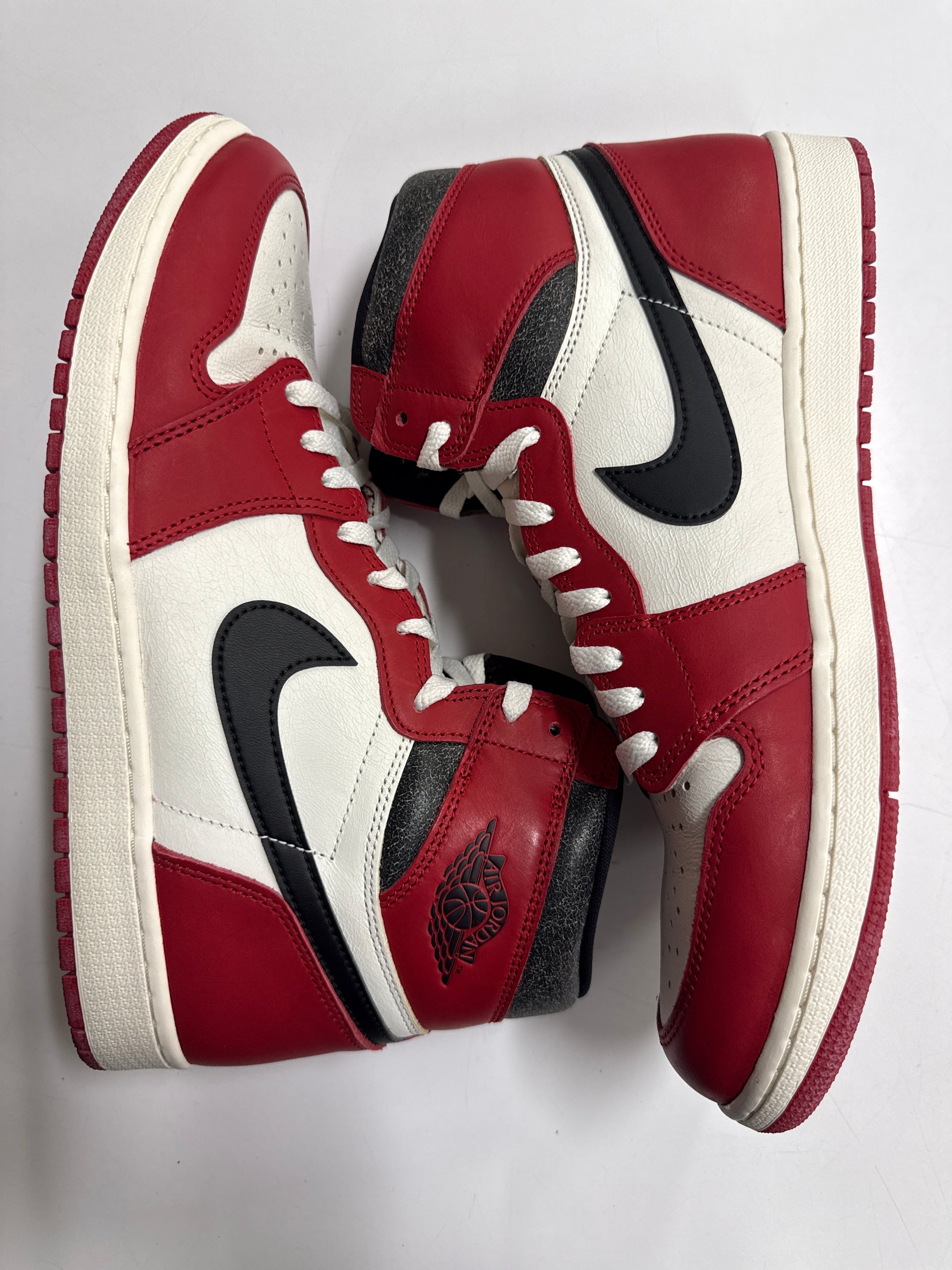 AIR JORDAN 1 HIGH CHICAGO LOST AND FOUND - SIZE 13 (WORN)