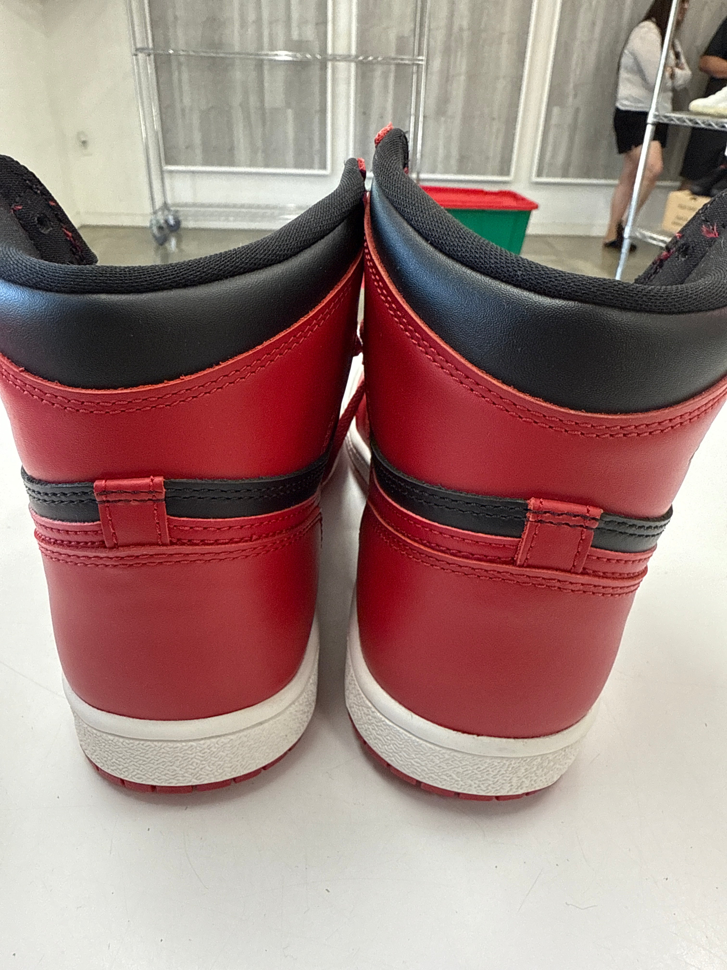 AIR JORDAN 1 HI 85 VARSITY RED - SIZE 10.5 (WORN) - SUPER CLEAN