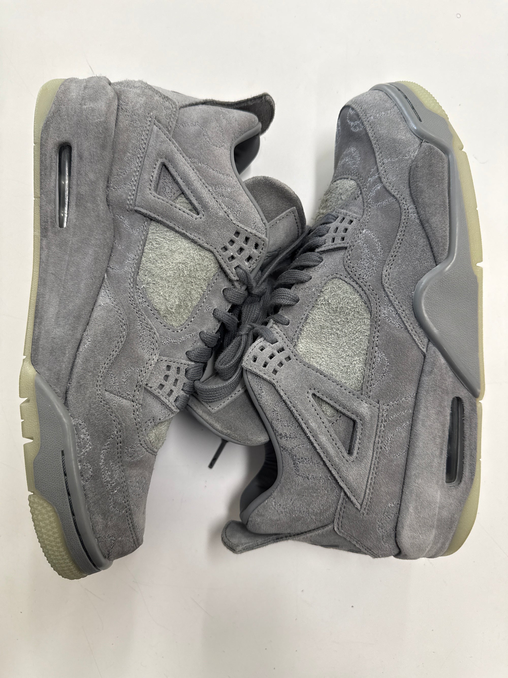 AIR JORDAN 4 KAWS GREY - SIZE 10 (WORN)