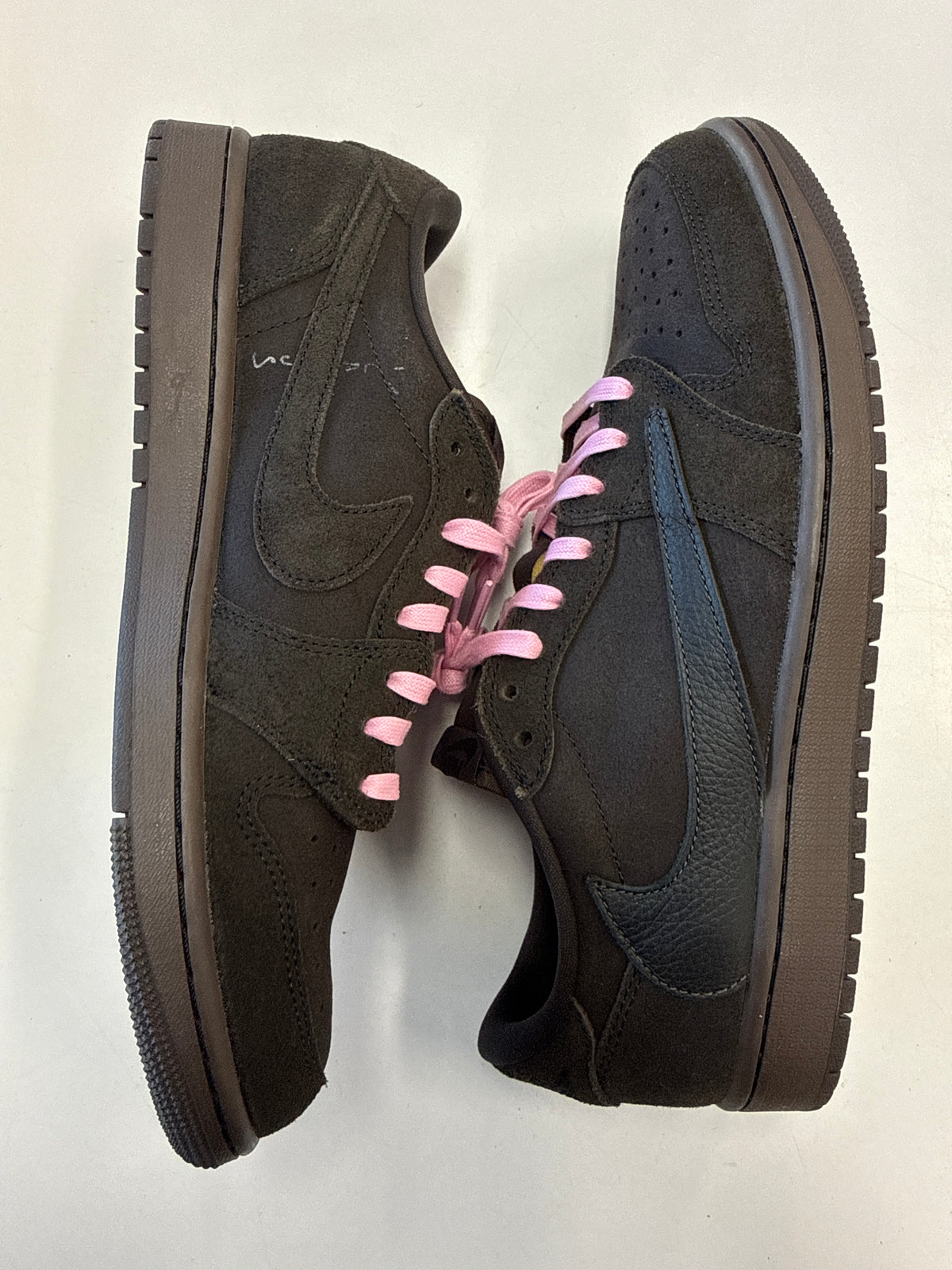 AIR JORDAN 1 LOW TRAVIS SCOTT DARK MOCHA - SIZE 11.5 (WORN) - SUPER CLEAN