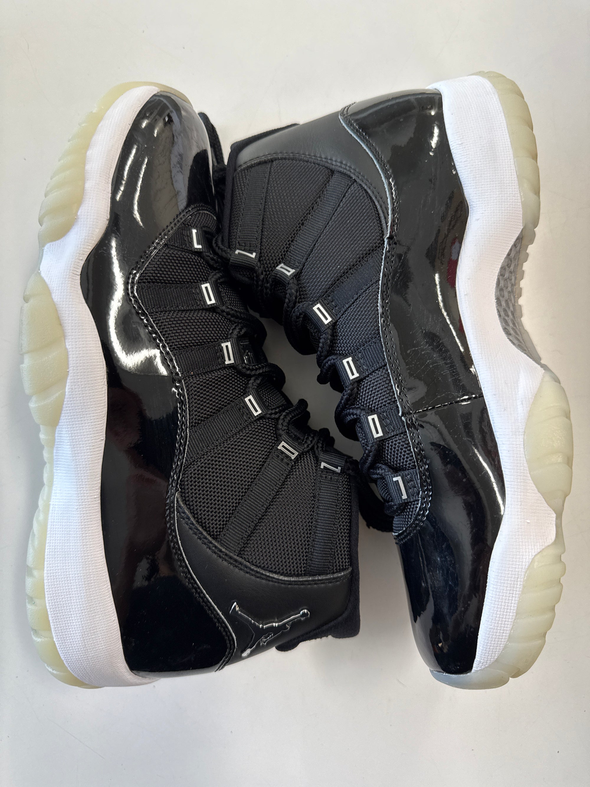 AIR JORDAN 11 JUBILEE - SIZE 9.5 (WORN)