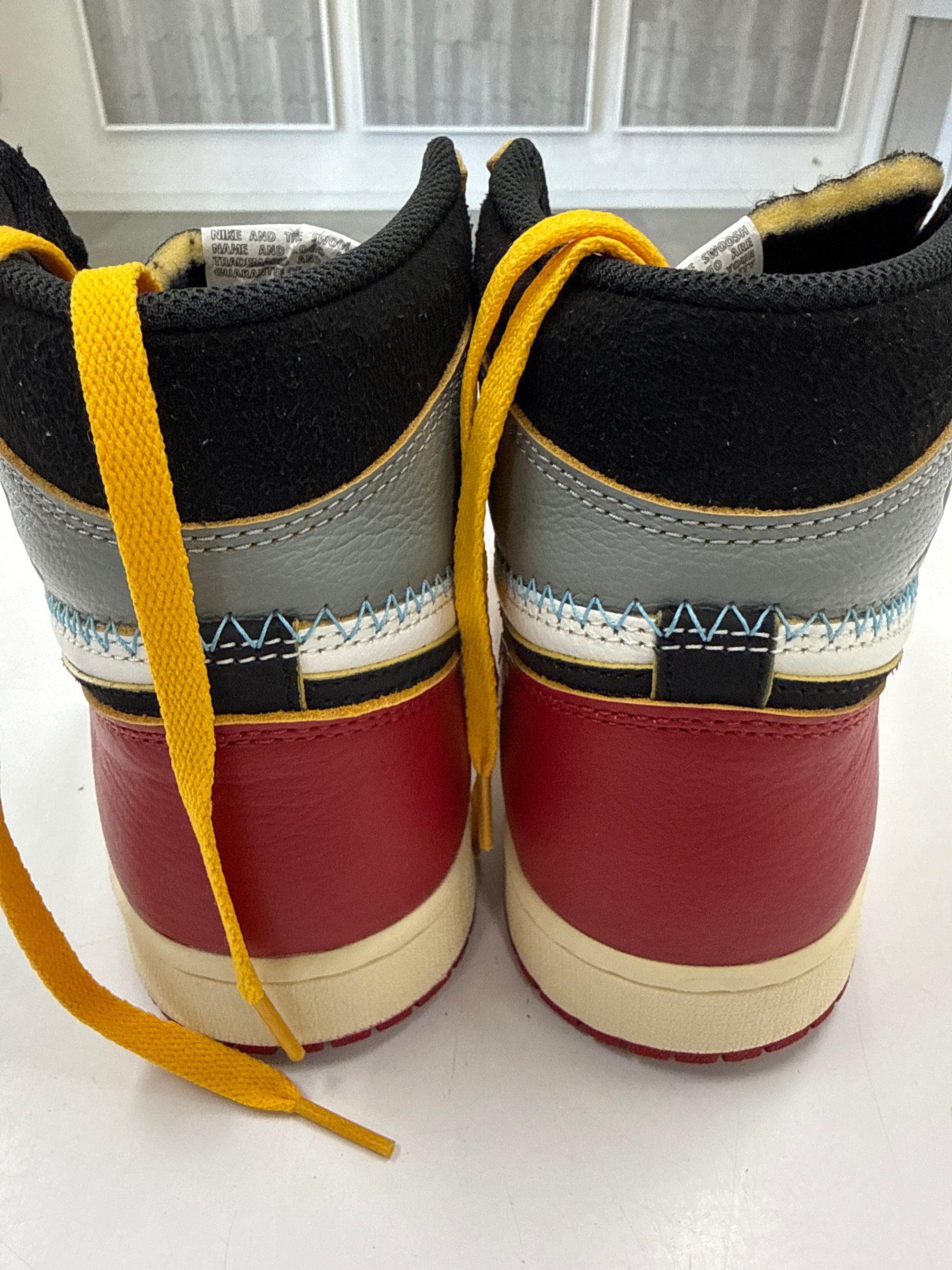 AIR JORDAN 1 HIGH UNION CHICAGO SHADOW - SIZE 9 (WORN)