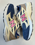NEW BALANCE 990 KITH DAYTONA (WITH SOCKS) - SIZE 8.5 (WORN)