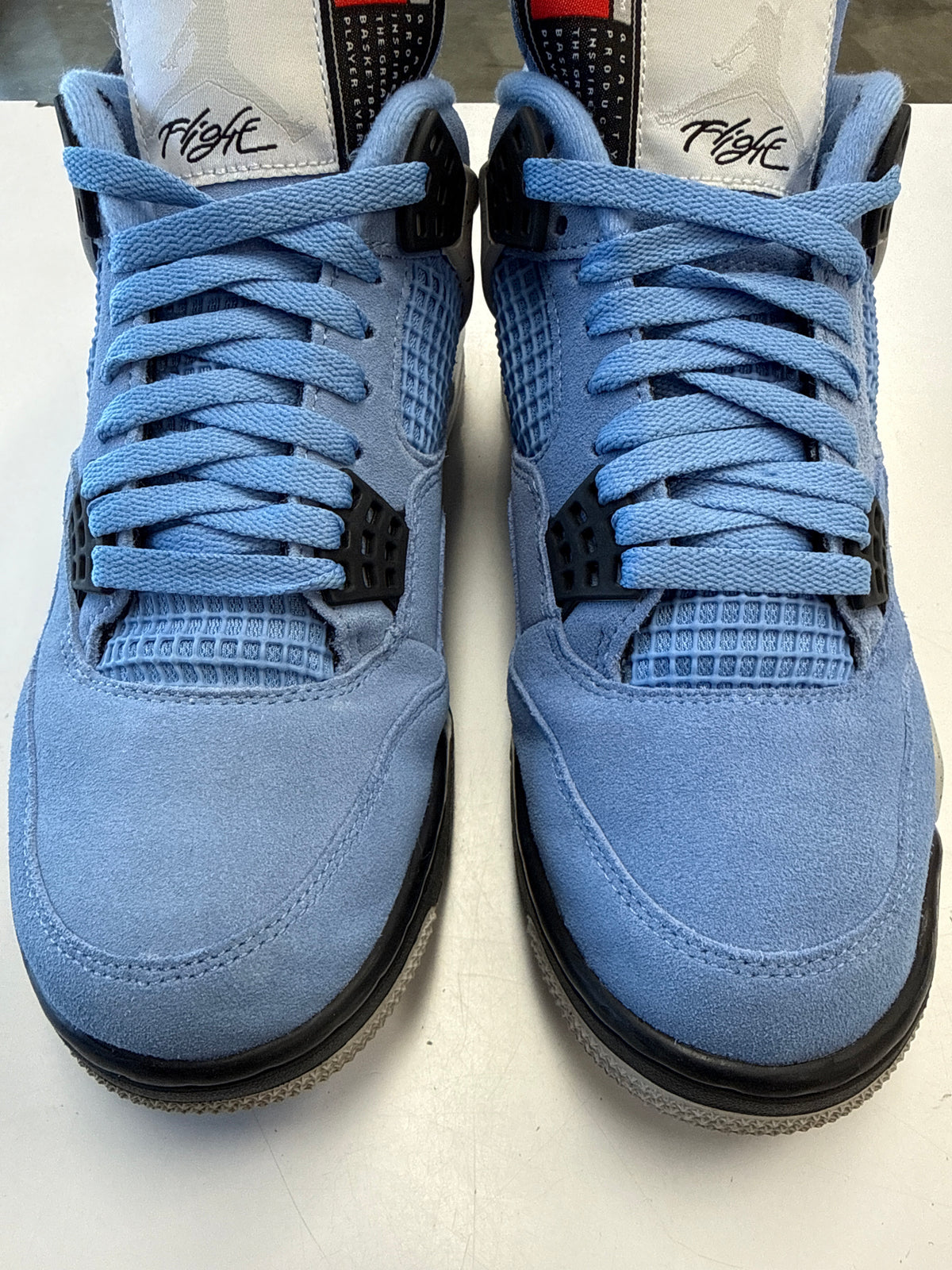 AIR JORDAN 4 UNIVERSITY BLUE - SIZE 9 (WORN)