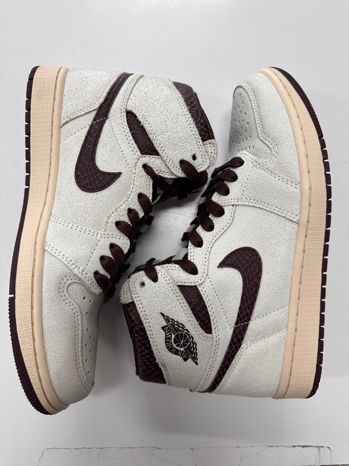 AIR JORDAN 1 OG A MA MANIERE - SIZE 8.5 (WORN)