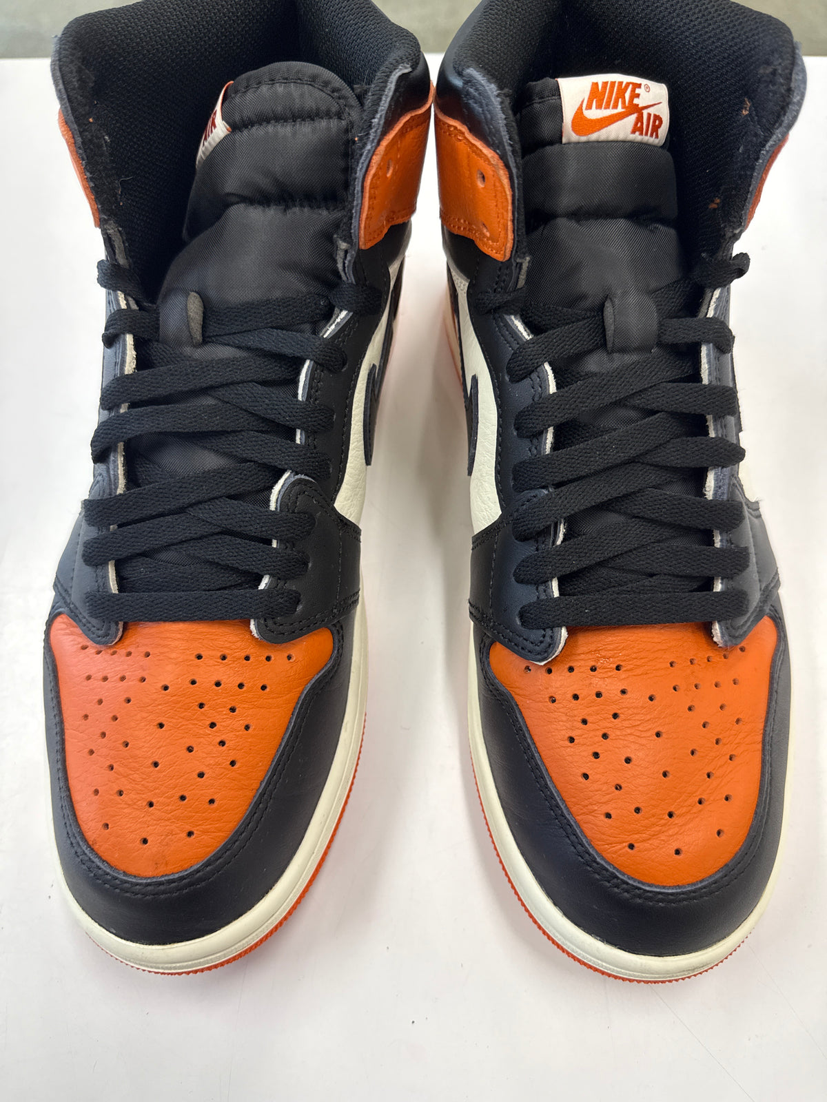 AIR JORDAN 1 HIGH SHATTERED BACKBOARD 2025 - SIZE 11.5 (WORN)