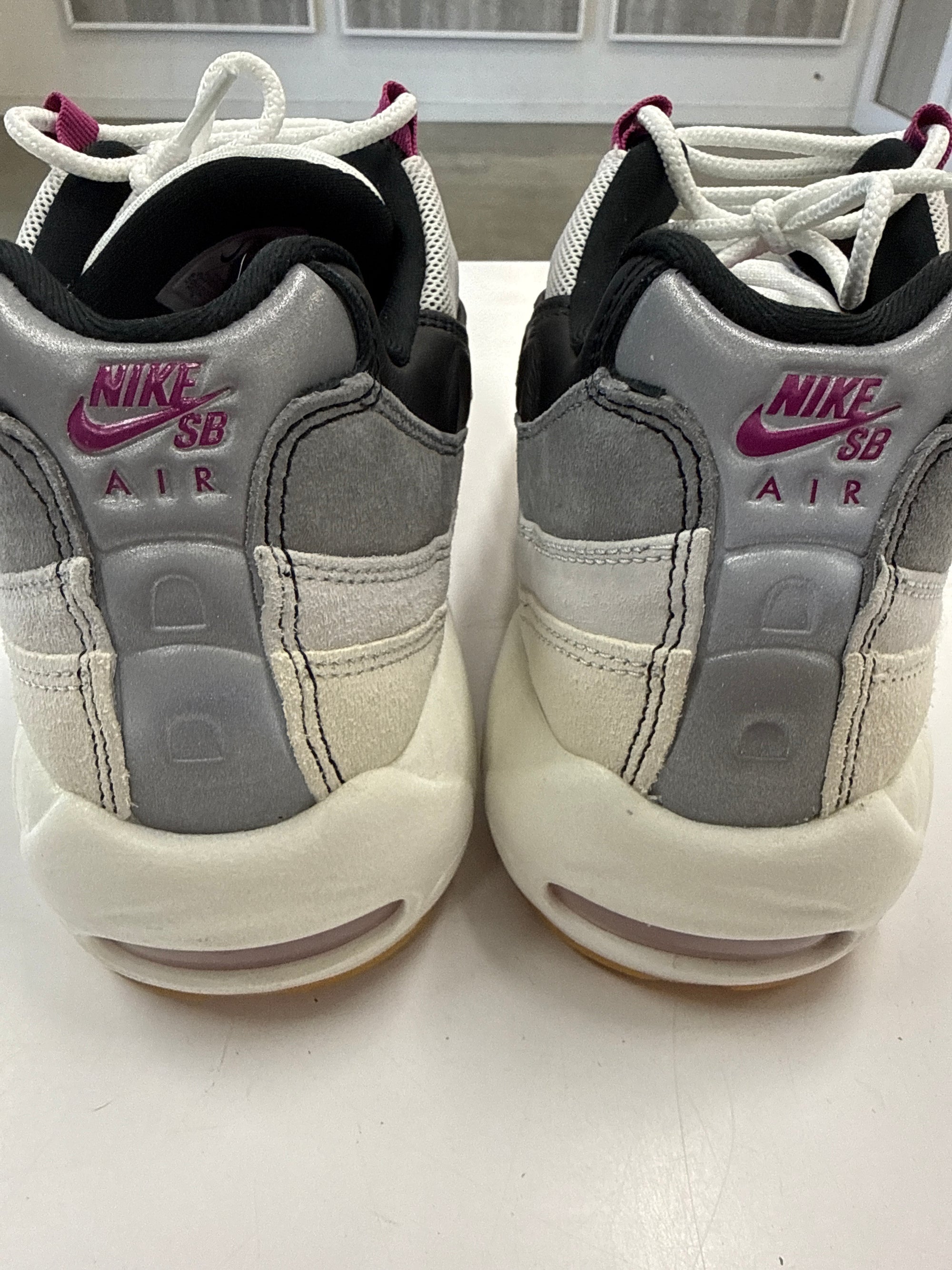 AIR MAX 95 CACTUS FLOWER - SIZE 10.5 (WORN)
