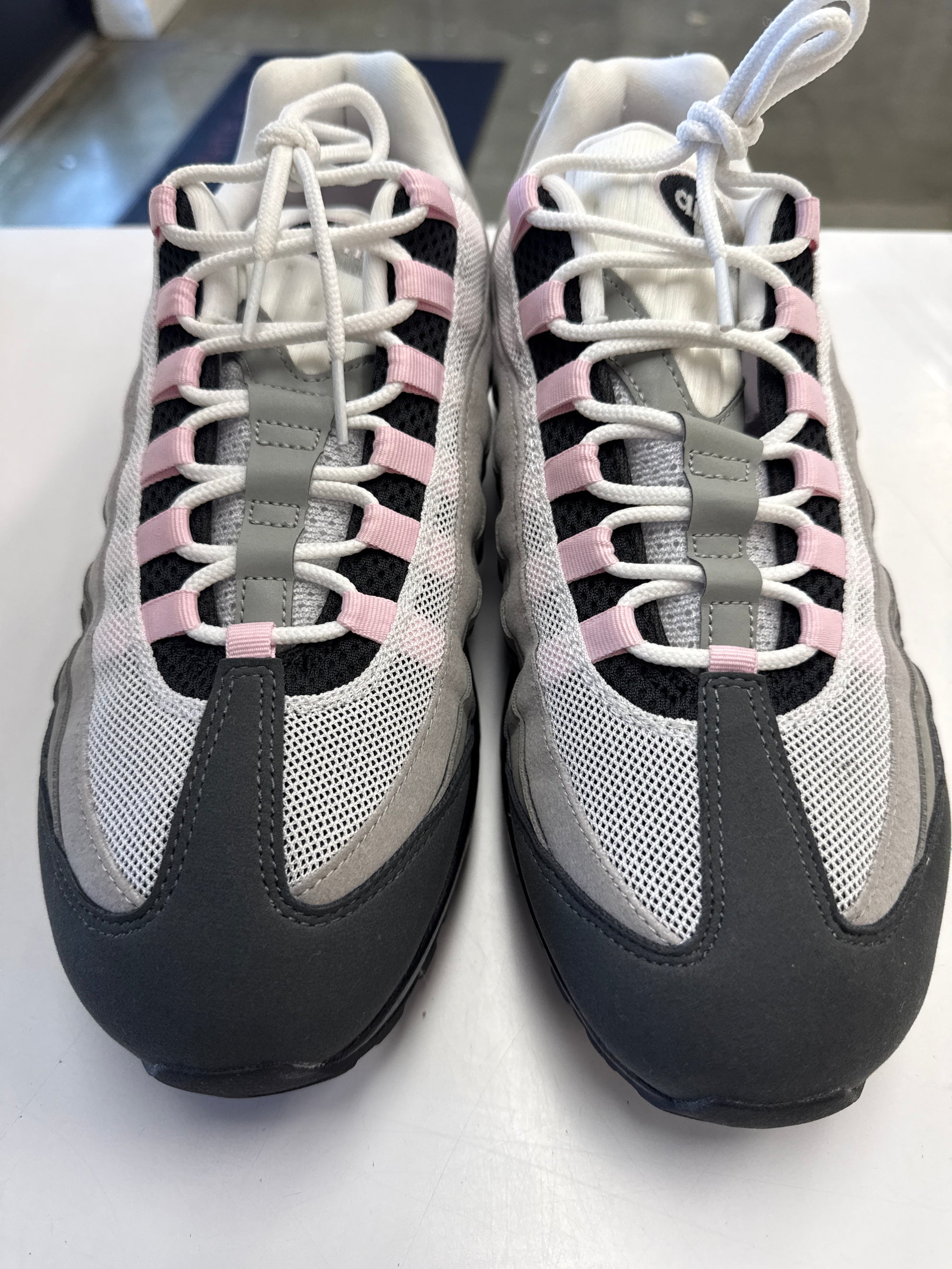 WMNS AIR MAX 95 OG BIG BUBBLE PINK FOAM - SIZE W13.5 M12 (WORN)