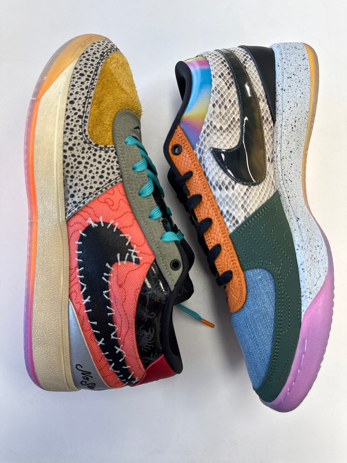 BOOK 1 WHAT THE - SIZE 13 (WORN)