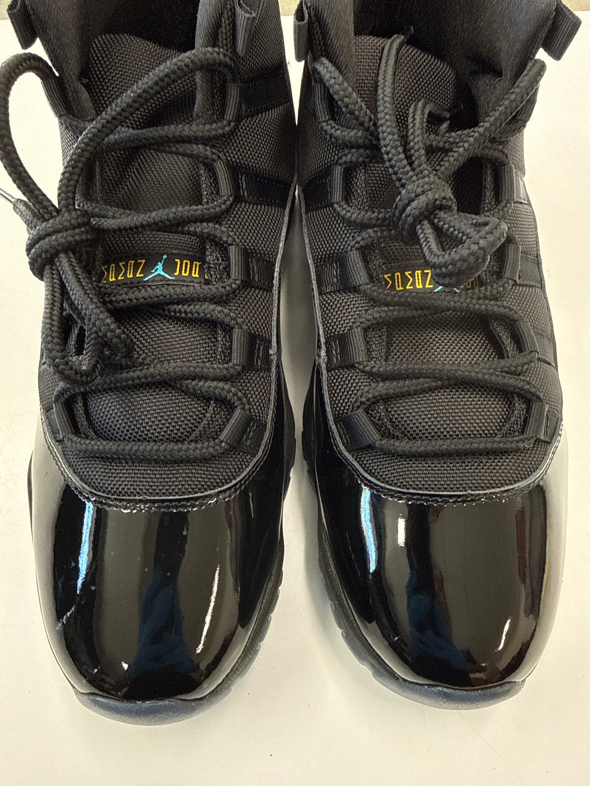 AIR JORDAN 11 GAMMA BLUE 2025 - SIZE 11.5 (WORN)