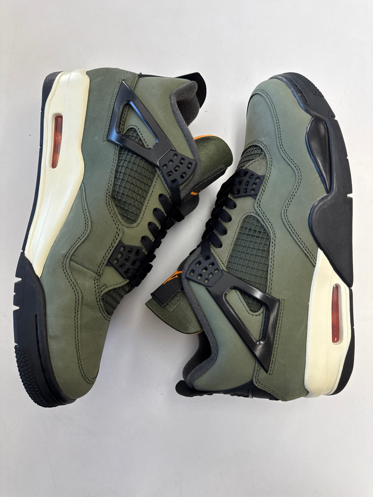 AIR JORDAN 4 UNDEFEATED 2025 - SIZE 11 (WORN) - SUPER CLEAN