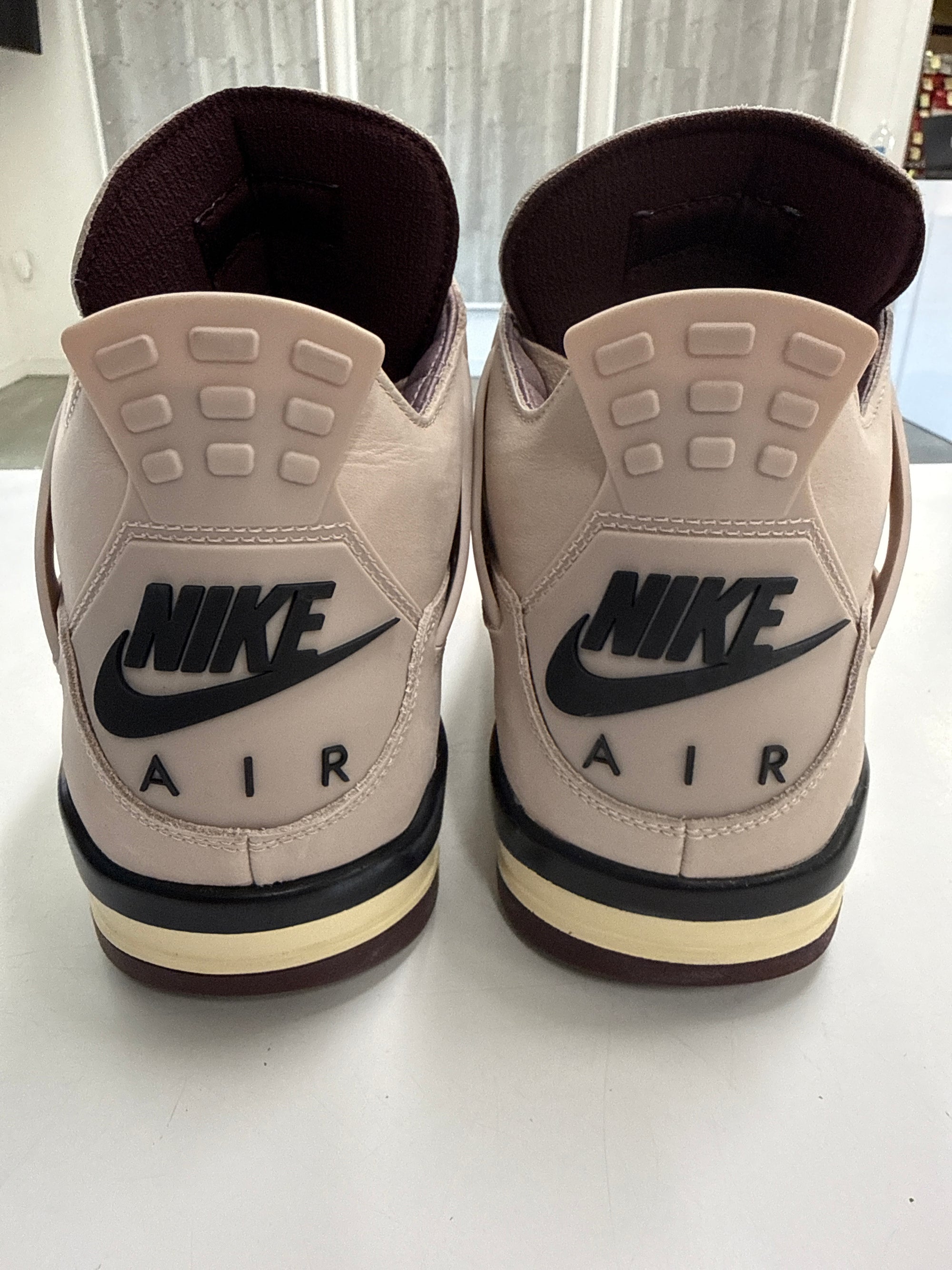 WMNS AIR JORDAN 4 A MA MANIERE WHILE YOU WERE SLEEPING - SIZE W13.5 M12 (WORN)