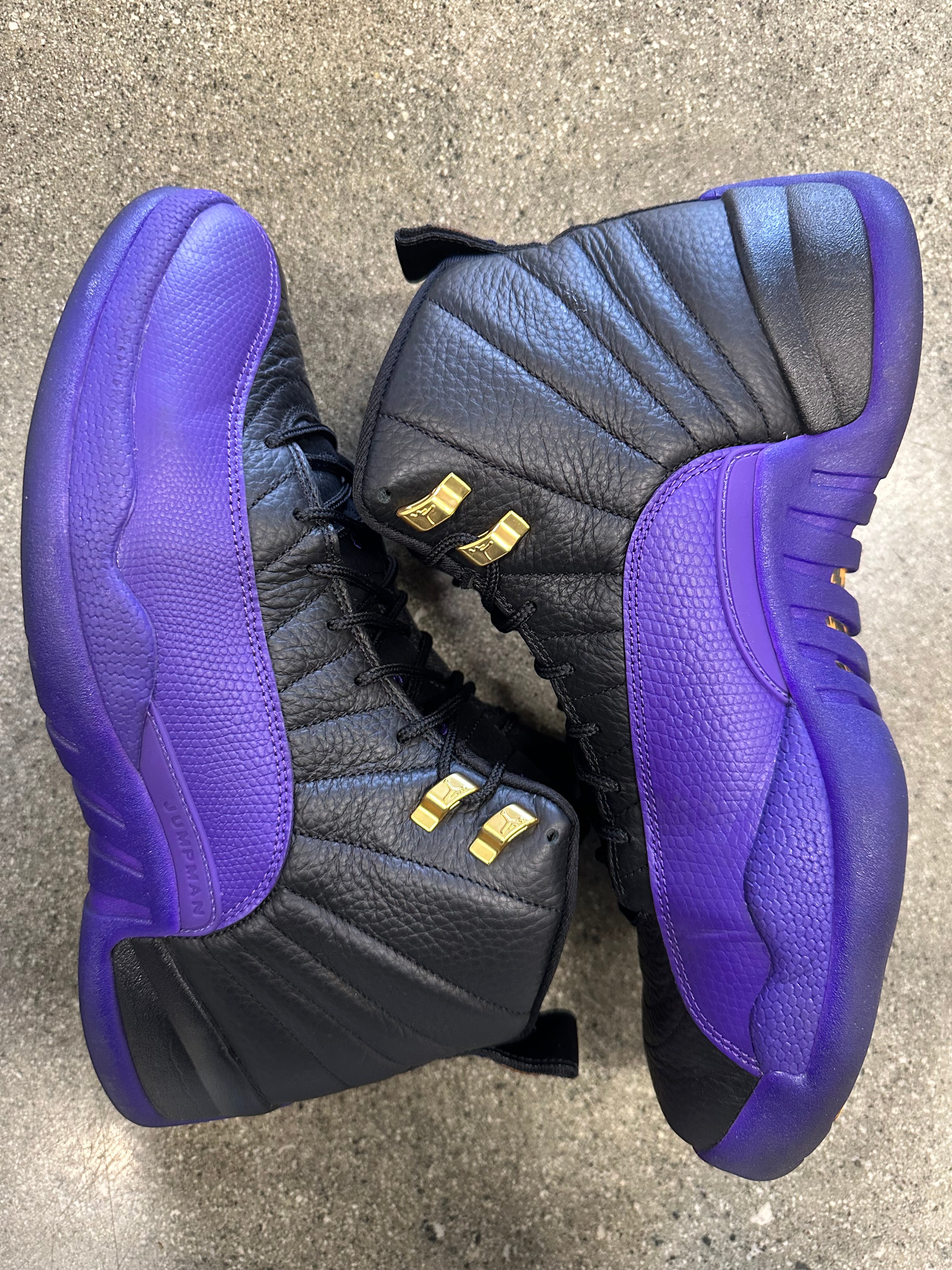 purple air jordan 12