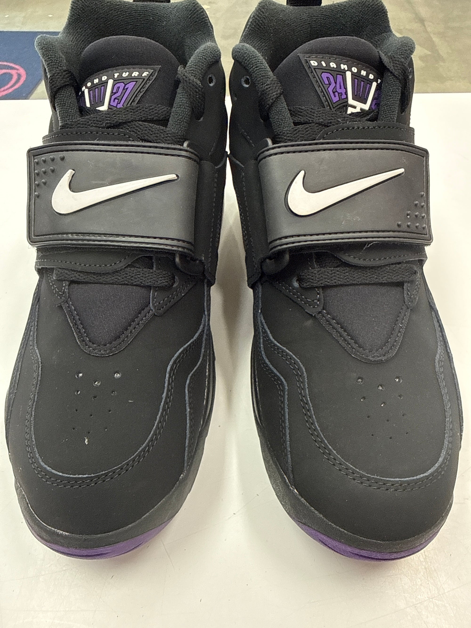 AIR DIAMOND TURF RAVENS 2025 - SIZE 10 (WORN)