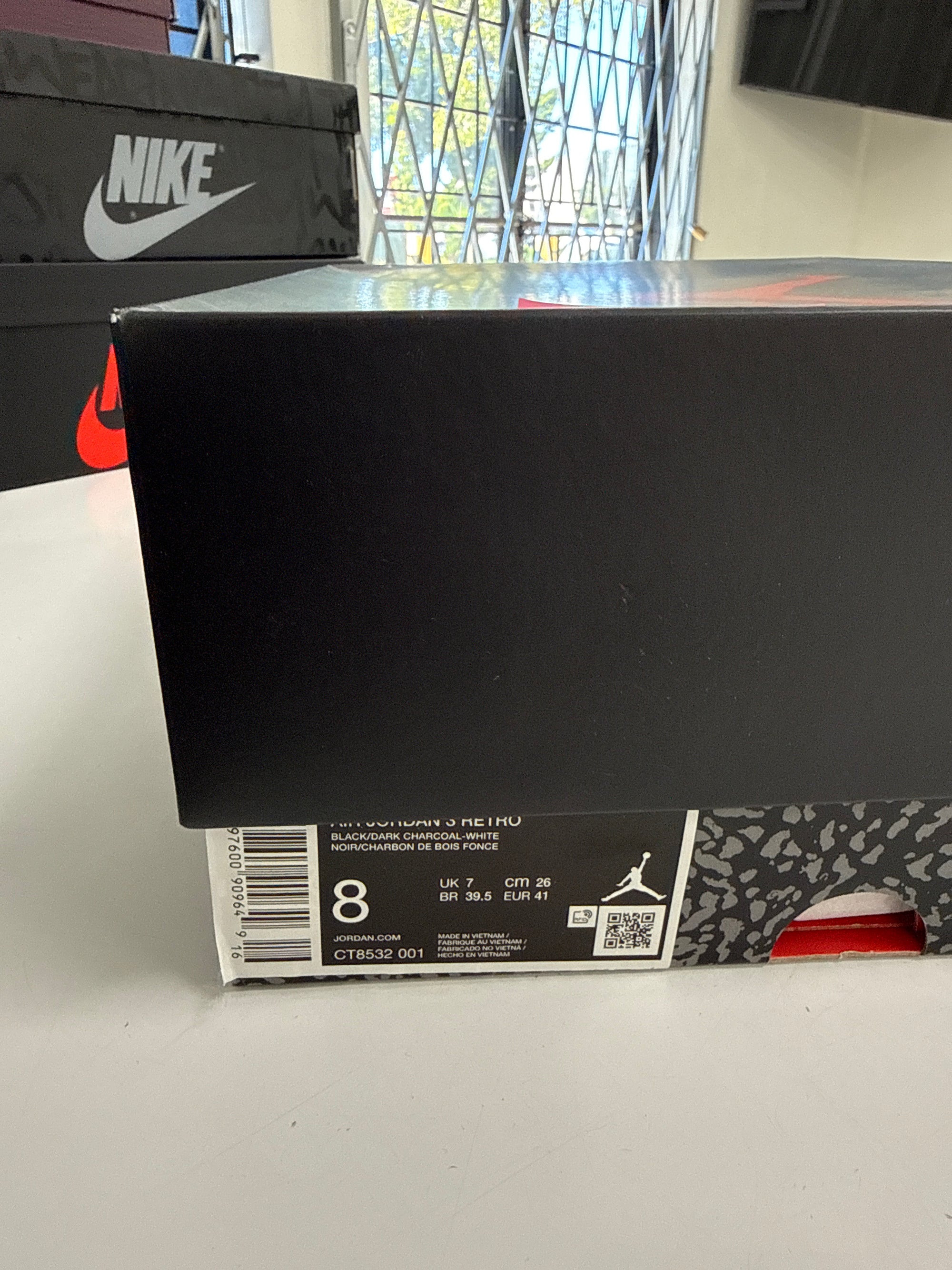 AIR JORDAN 3 BLACK CAT 2025 - SIZE 8 (WORN)