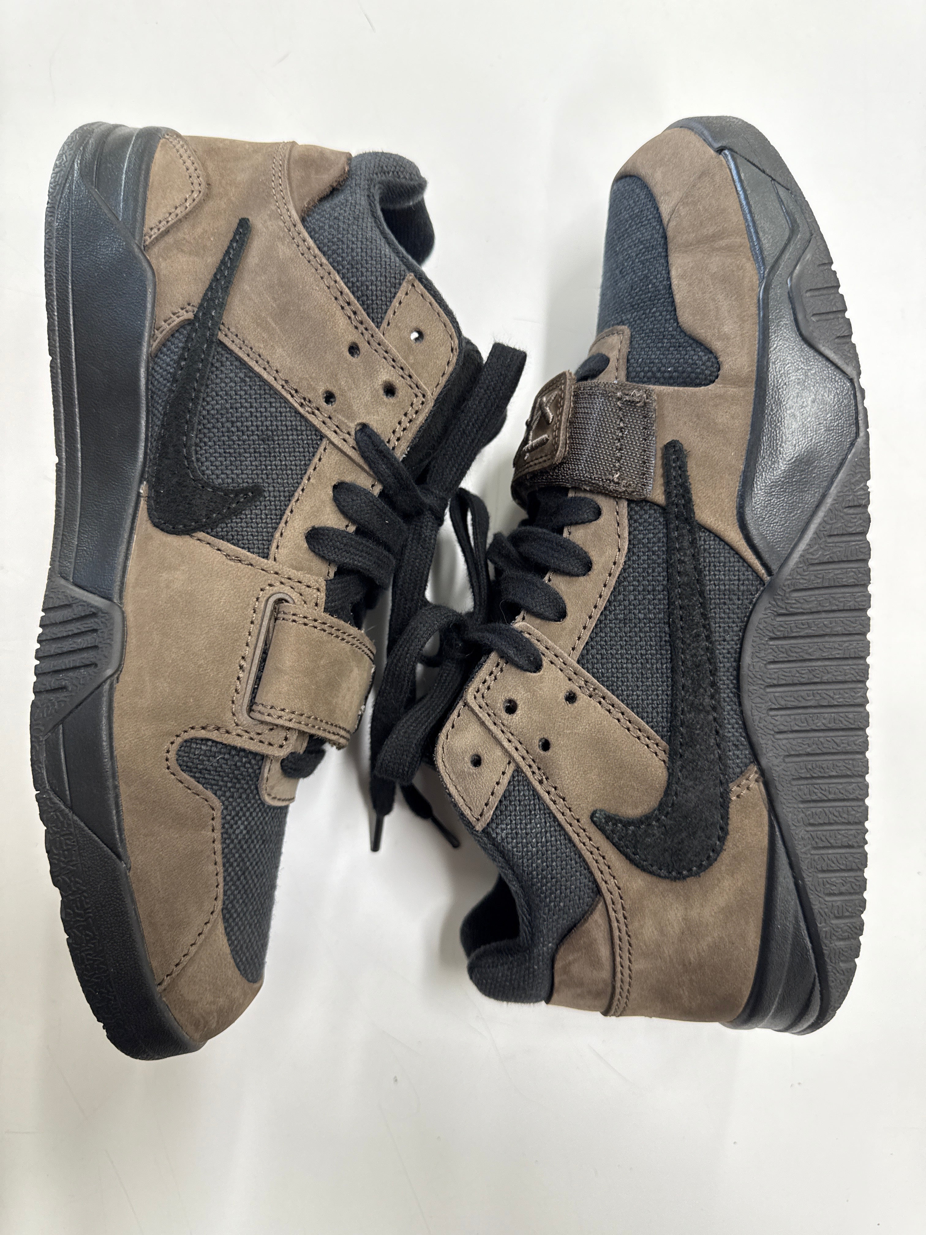 JORDAN JUMPMAN JACK TRAVIS SCOTT DARK MOCHA - SIZE 8.5 (WORN