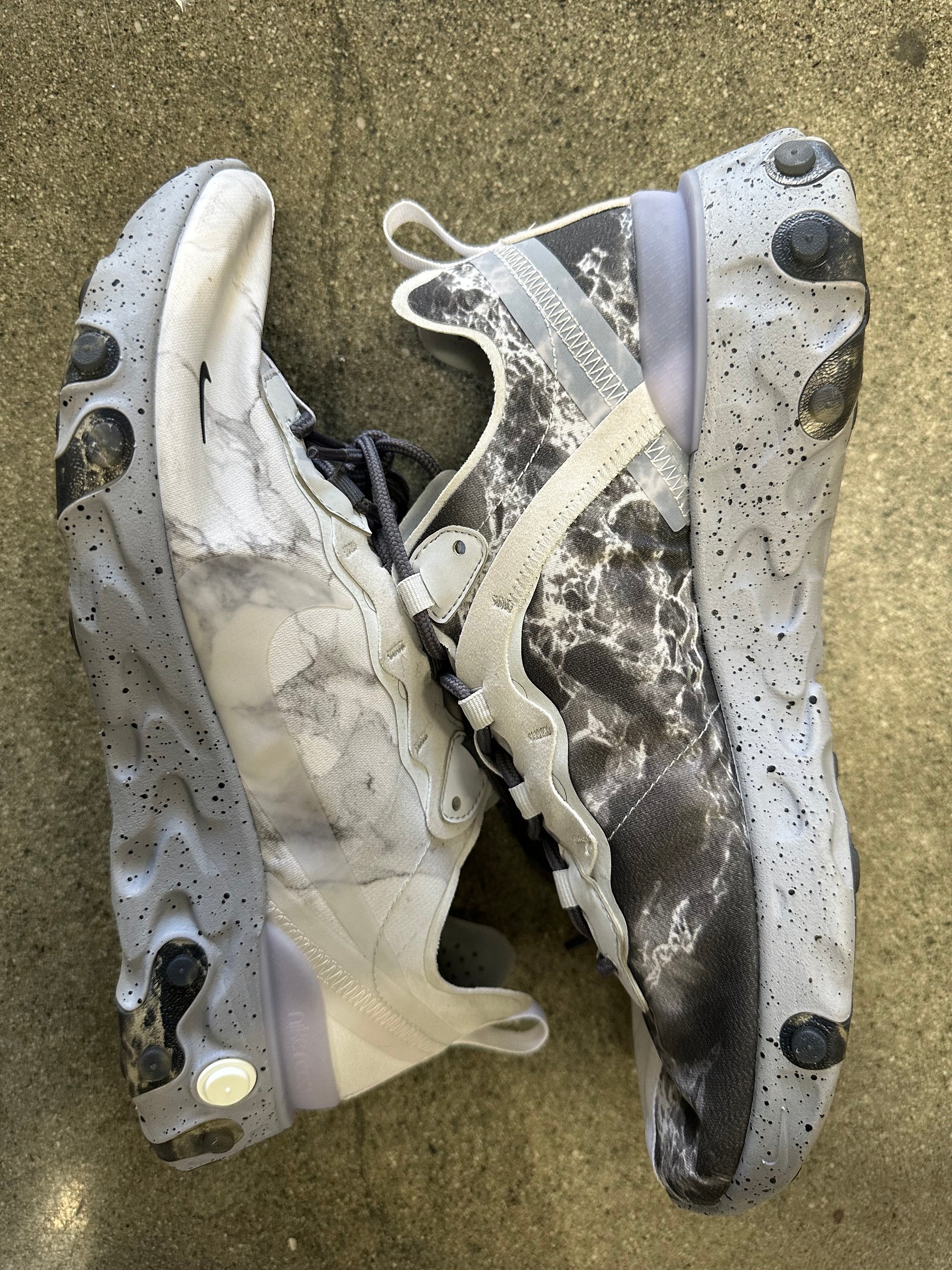 REACT ELEMENT 55 KENDRICK LAMAR - SIZE 10 (WORN) (SUPER CLEAN)