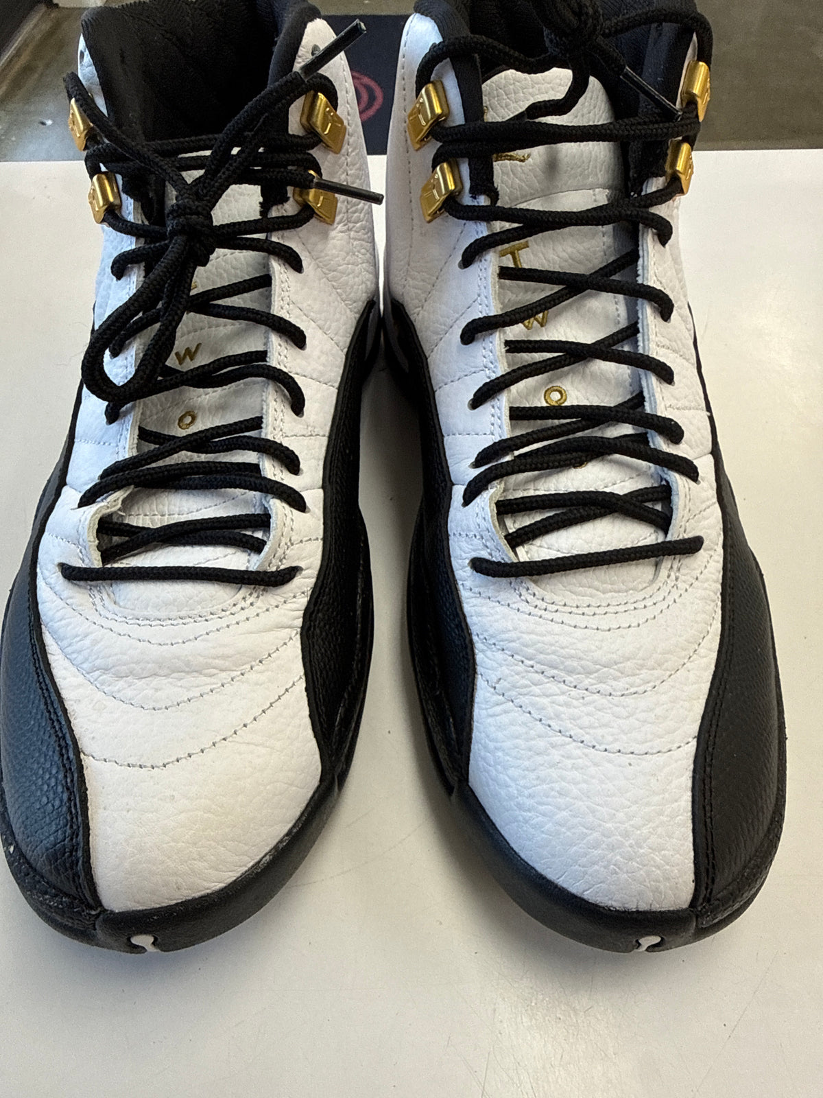 AIR JORDAN 12 ROYALTY TAXI - SIZE 11 (WORN)