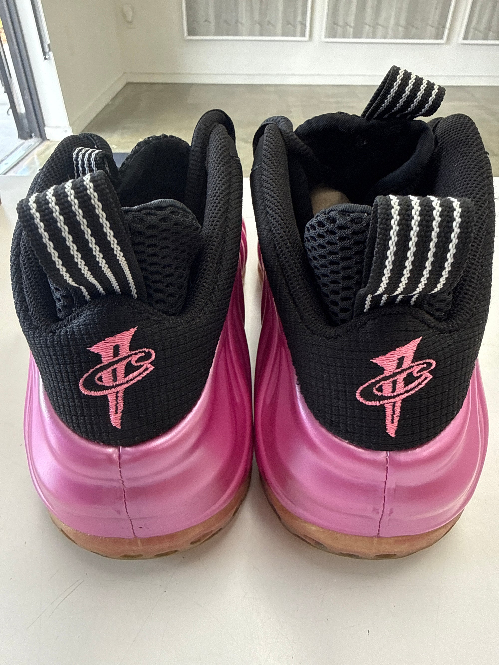 AIR FOAMPOSITE ONE PEARLIZED PINK - SIZE 10.5 (WORN)