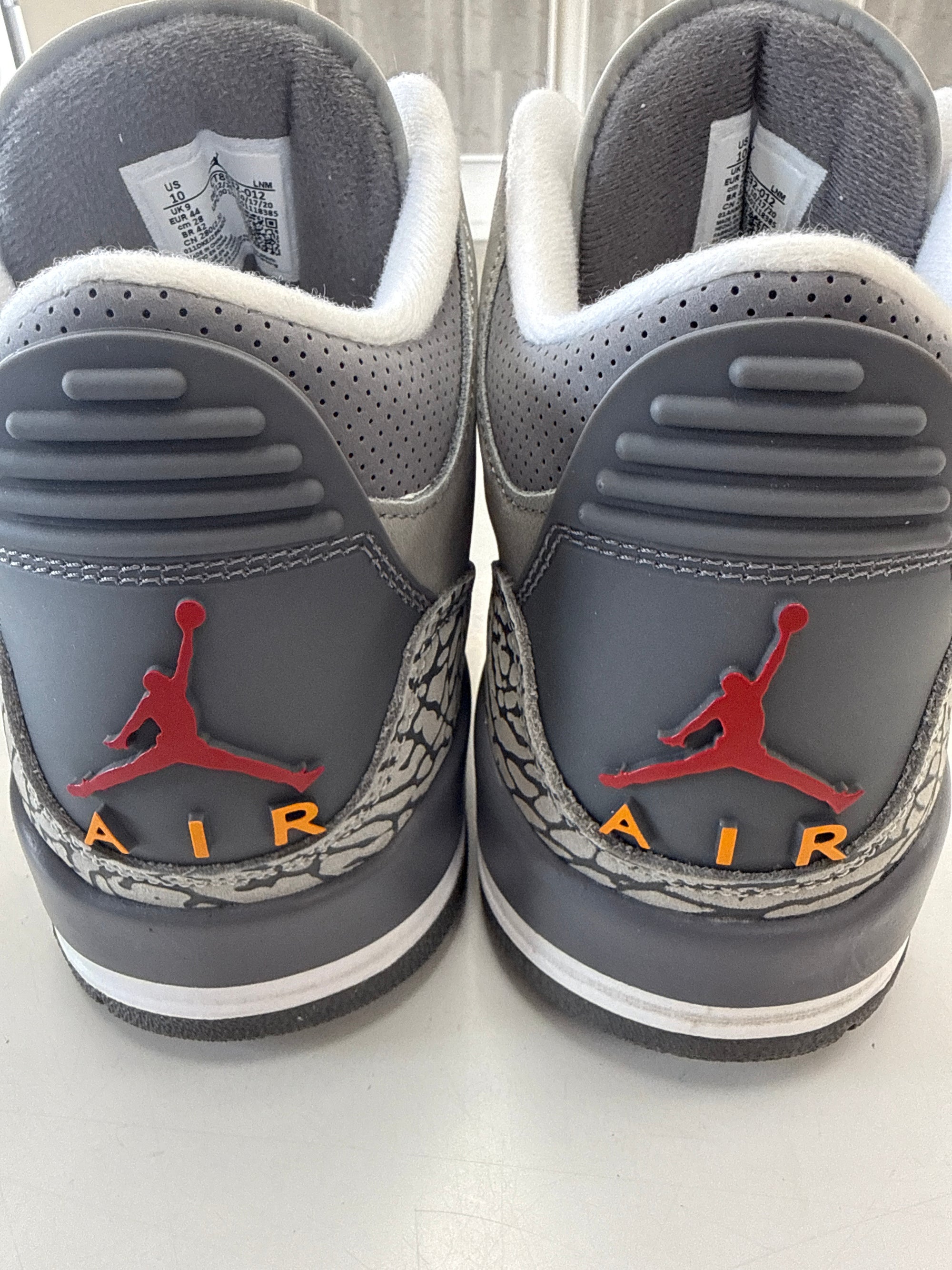 AIR JORDAN 3 COOL GREY 2021 - SIZE 10 (WORN)