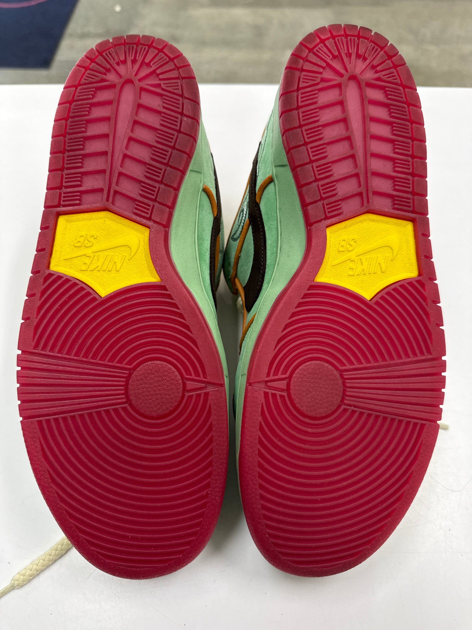 SB DUNK LOW RODEO TOURMALINE - SIZE 13 (WORN)
