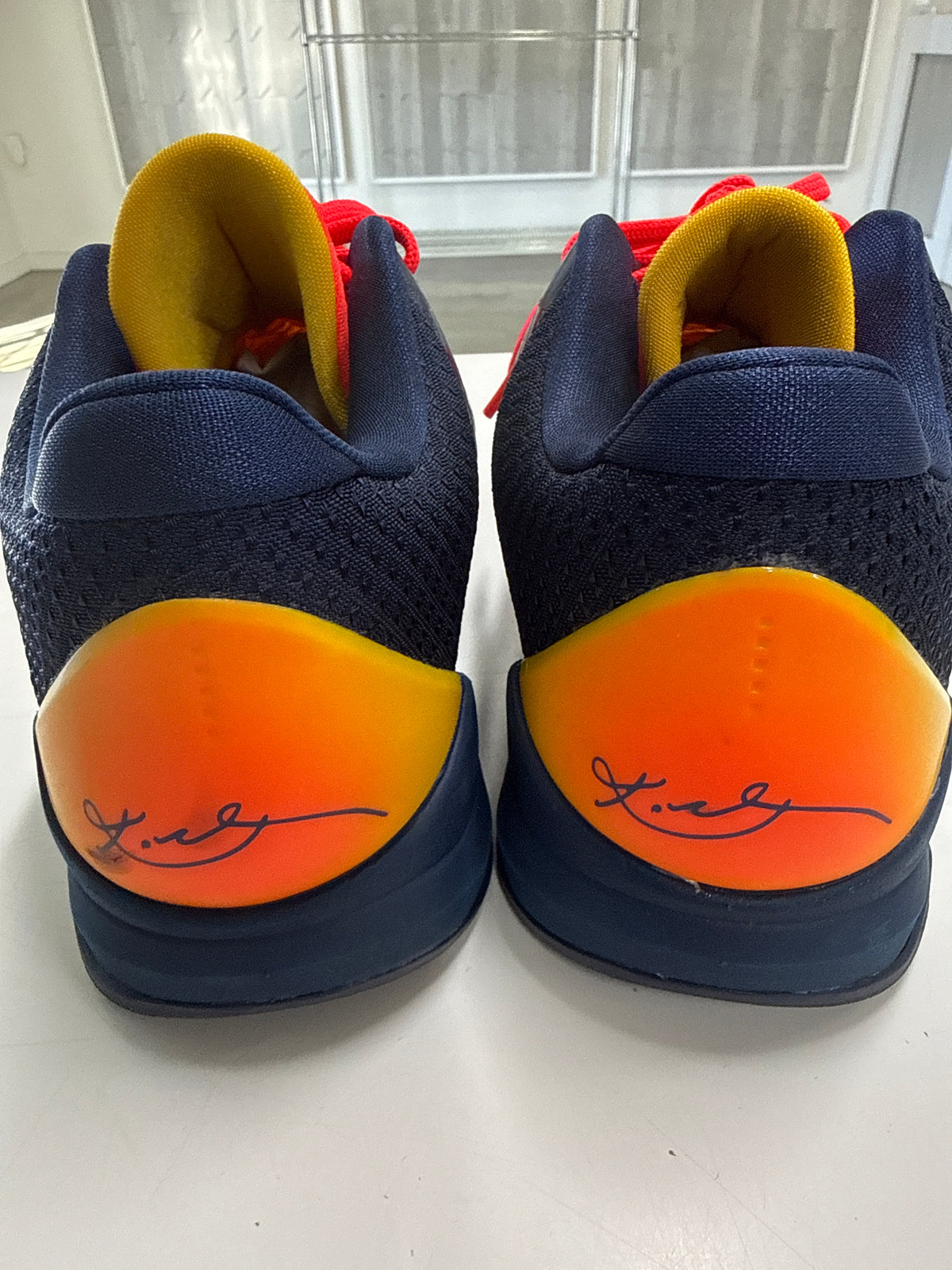 KOBE 5 PROTRO CAITLIN CLARK INDIANA FEVER - SIZE 10 (WORN) - SUPER CLEAN