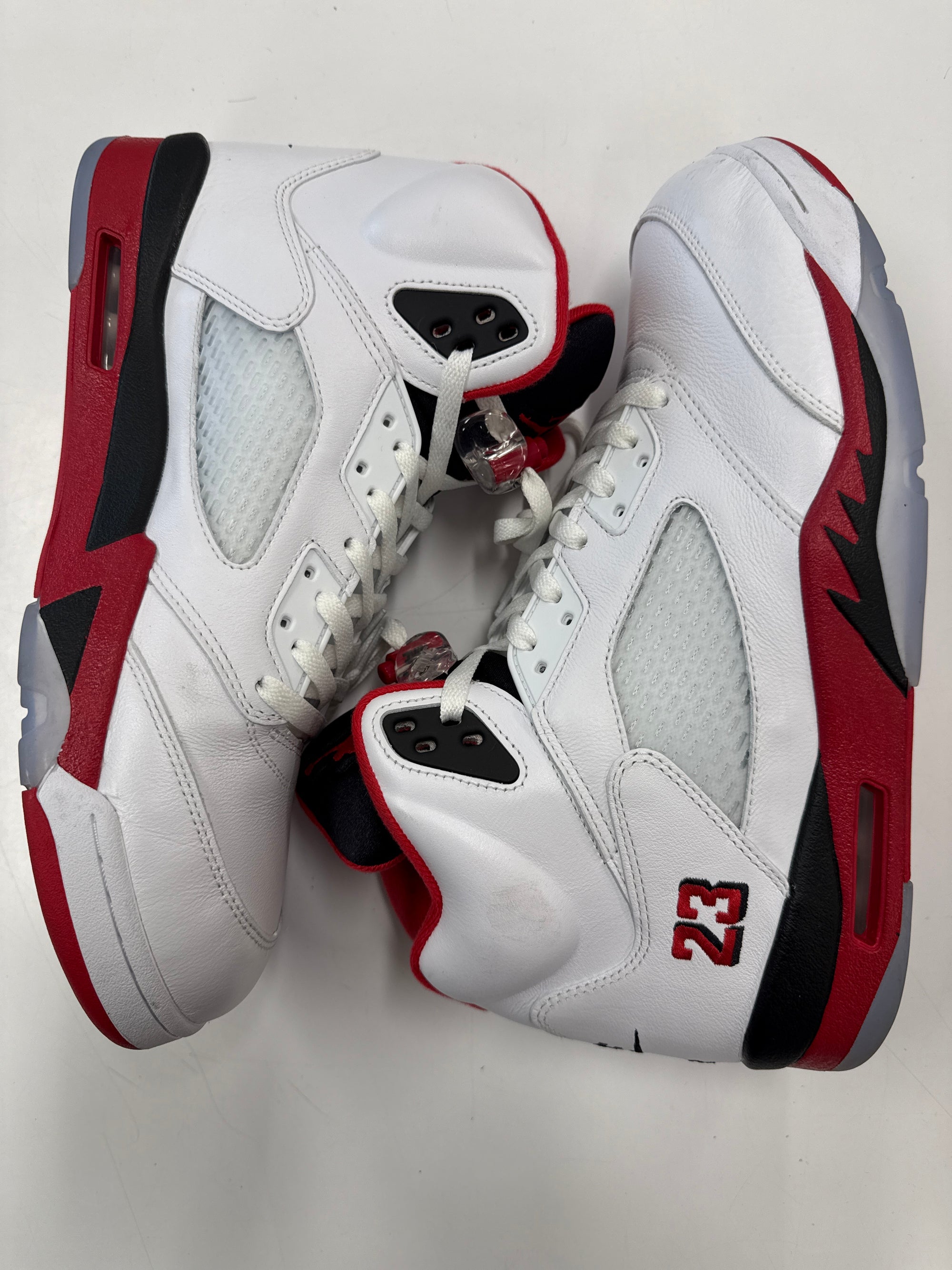 AIR JORDAN 5 FIRE RED BLACK TONGUE 2025 - SIZE 14 (WORN)