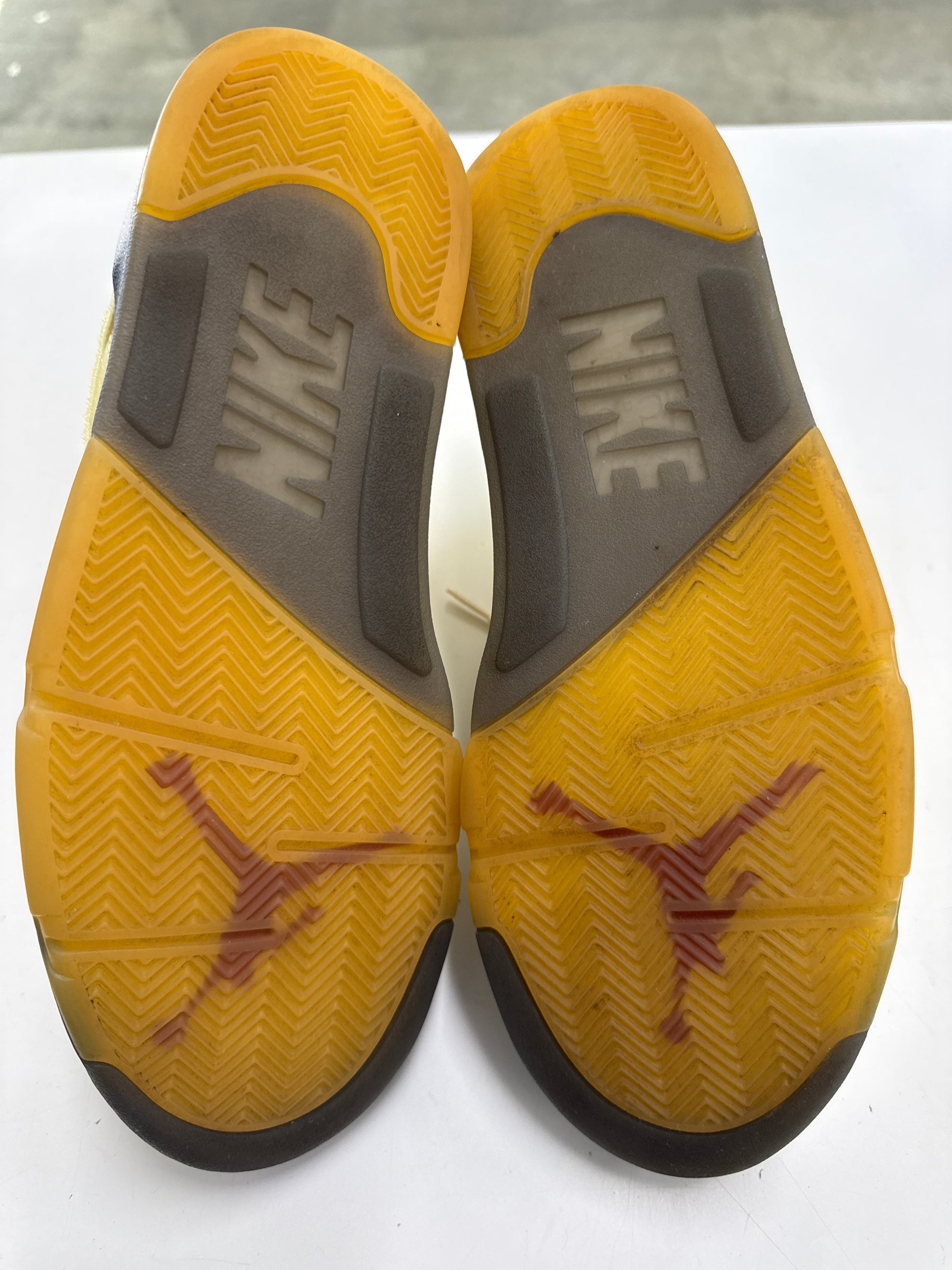 OFF WHITE AIR JORDAN 5 SAIL - SIZE 10.5 (WORN)