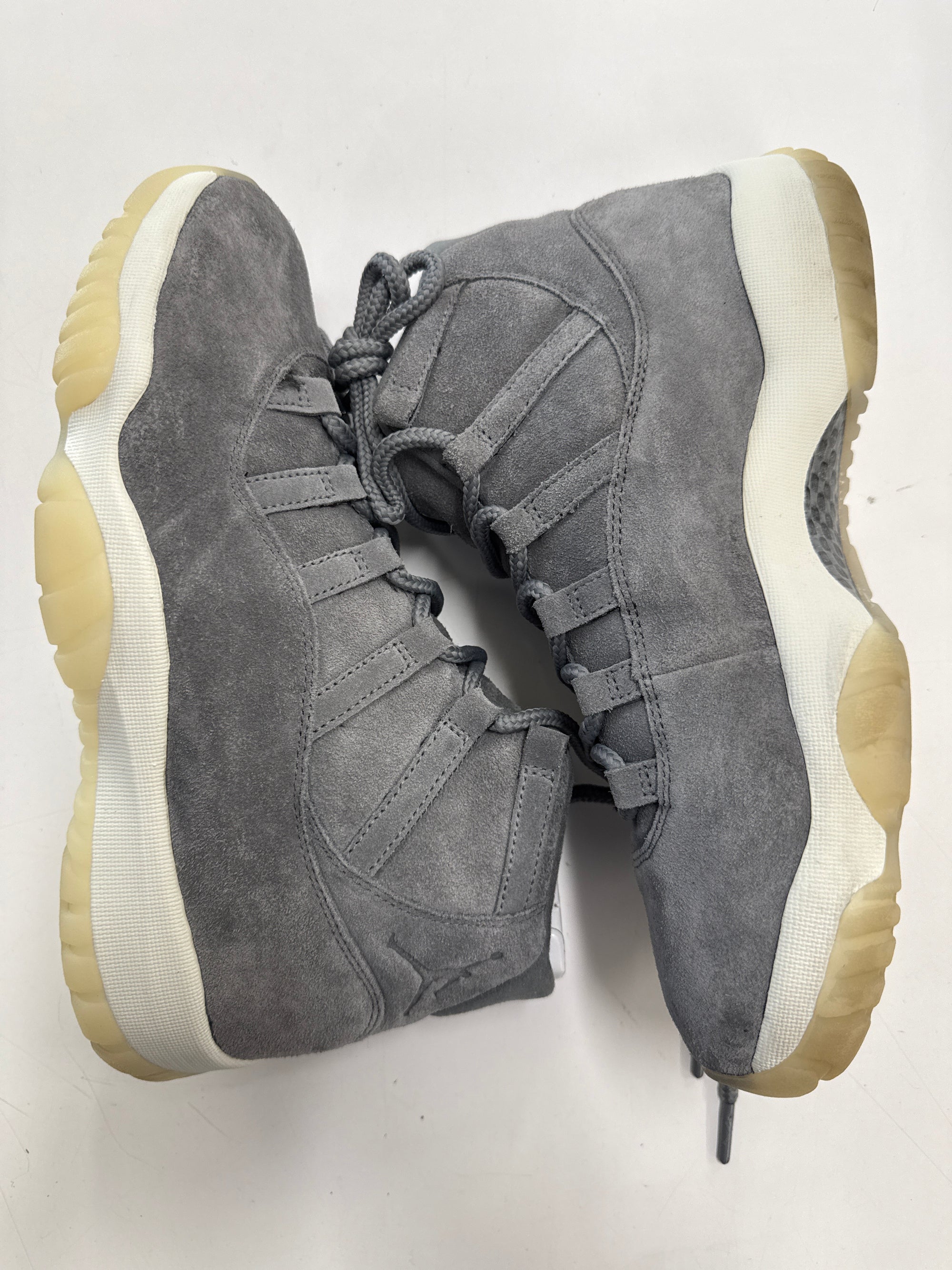 AIR JORDAN 11 PINNACLE GREY SUEDE - SIZE 10 (WORN)
