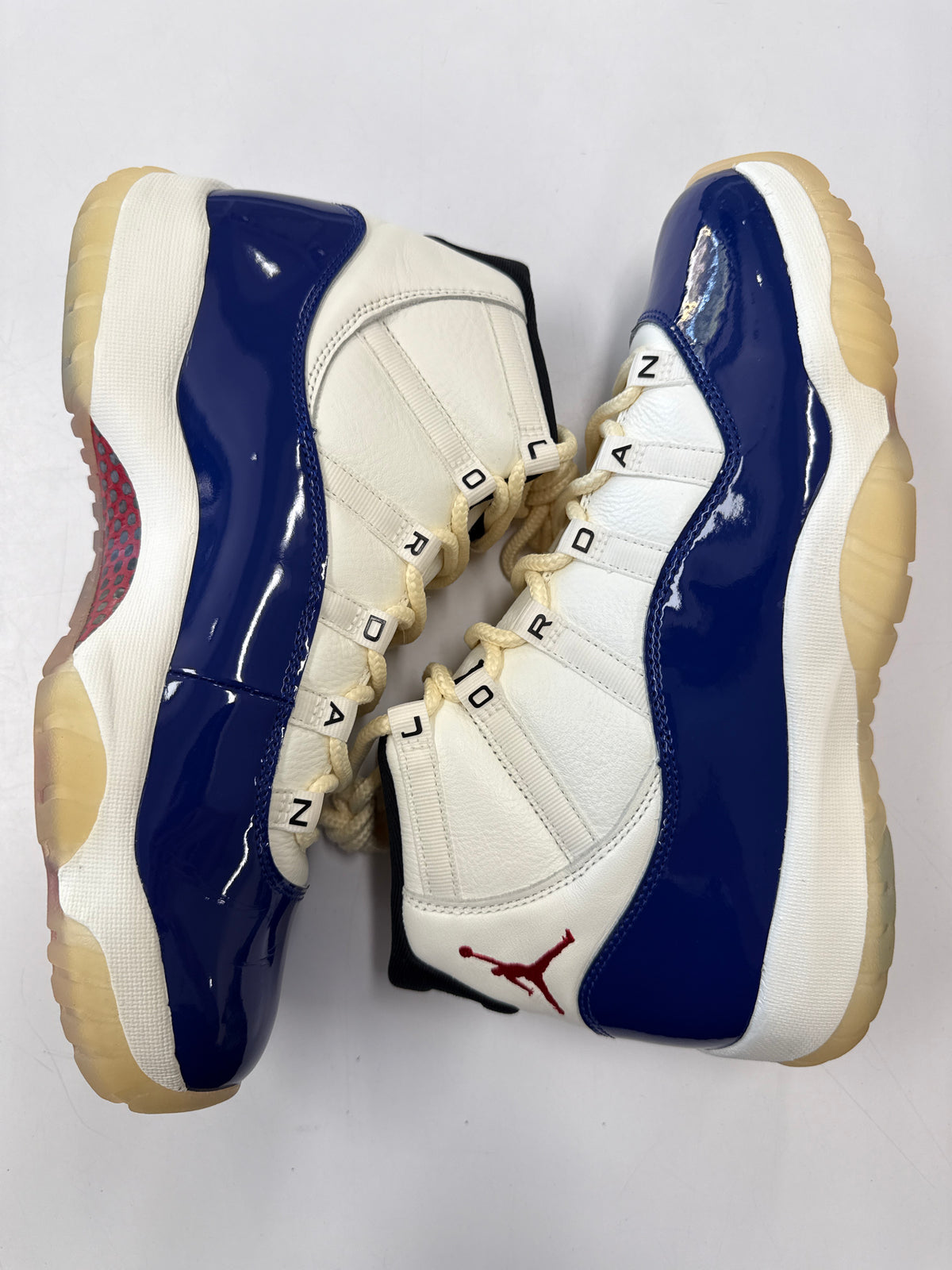 AIR JORDAN 11 RARE AIR - SIZE 10 (WORN) - SUPER CLEAN