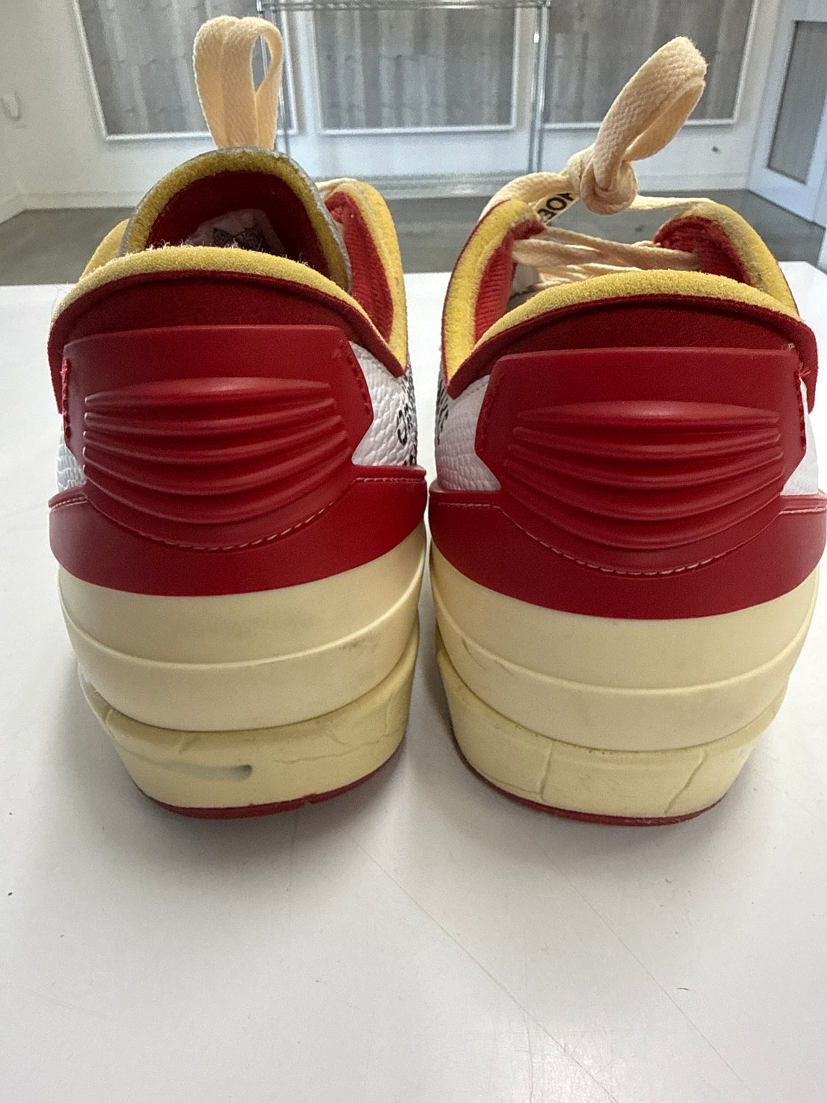 OFF WHITE AIR JORDAN 2 LOW CHICAGO - SIZE 9.5 (WORN)