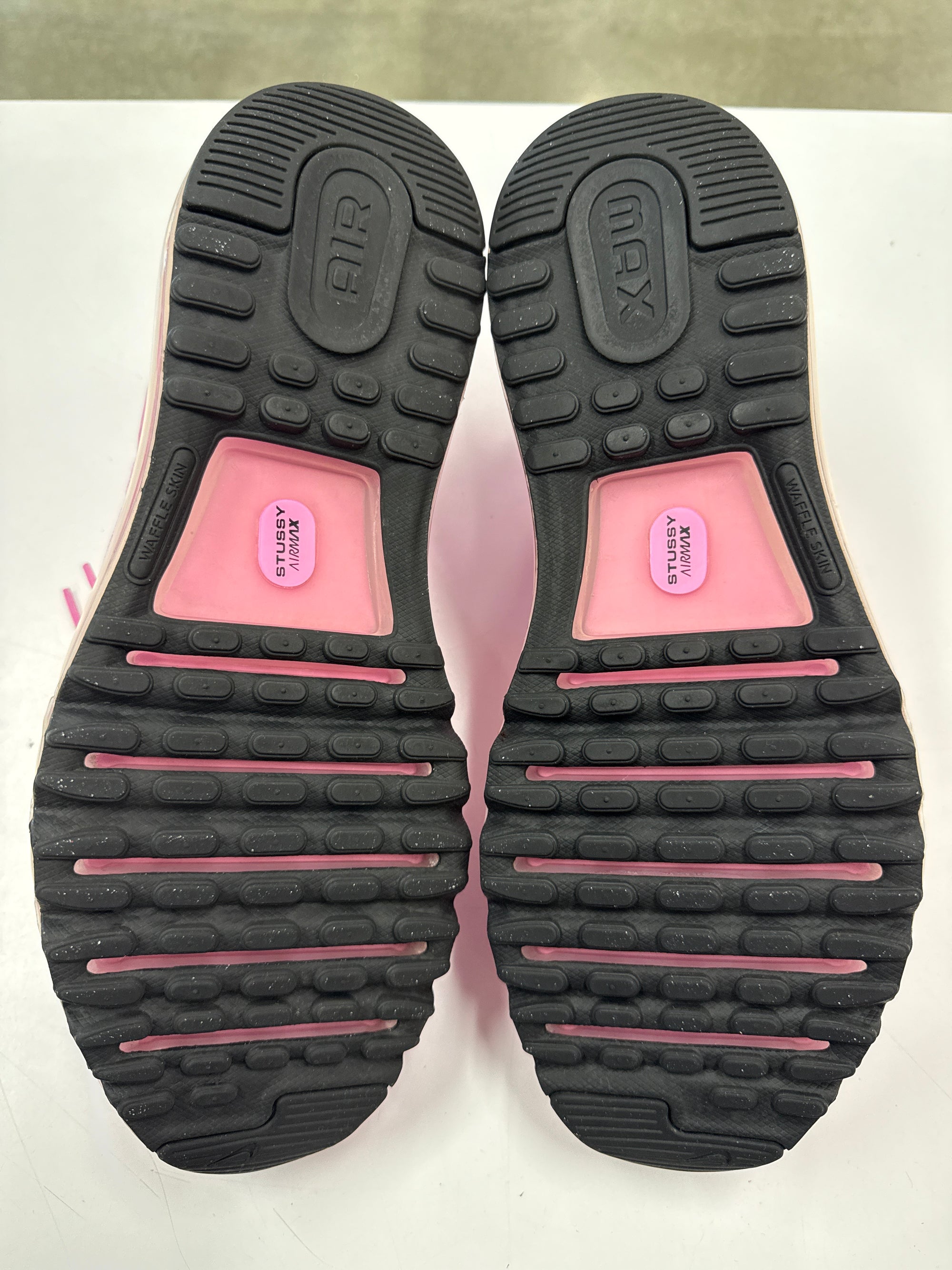 AIR MAX 2013 STUSSY PINK - SIZE 13 (WORN)