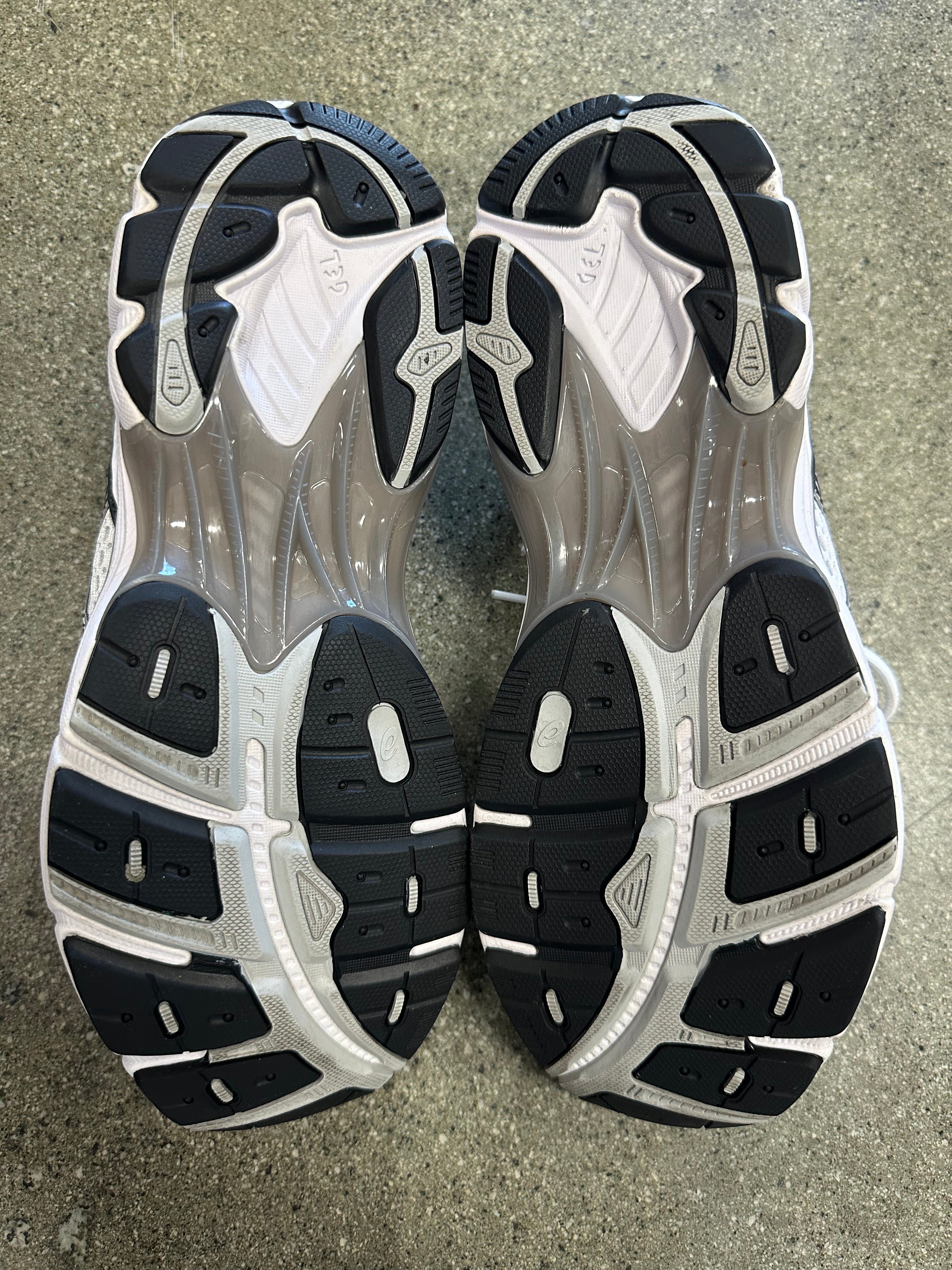 NEW BALANCE JJJJOUND GT 2160 WHITE - SIZE 9.5 (WORN) – Sole