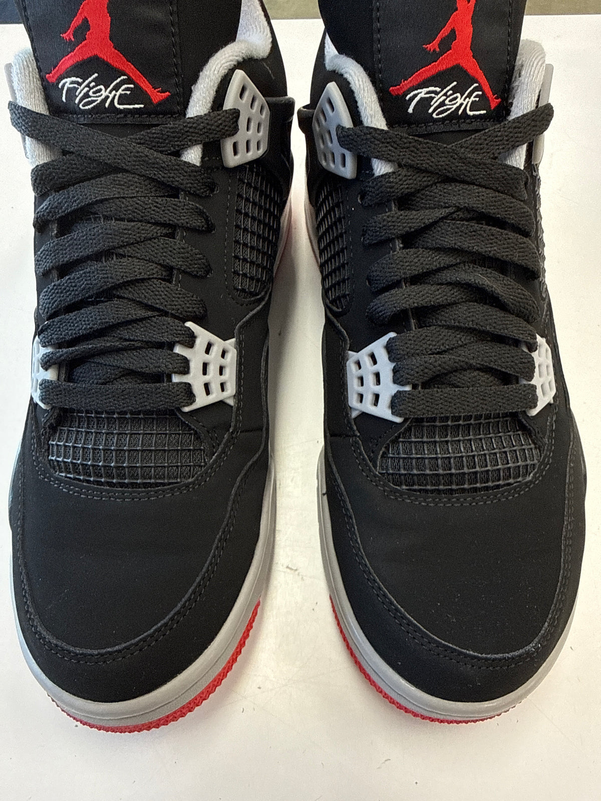 AIR JORDAN 4 BRED 2019 - SIZE 9.5 (WORN)