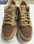 DUNK LOW UNDEFEATED CANTEEN DUNK - SIZE 13 (WORN)