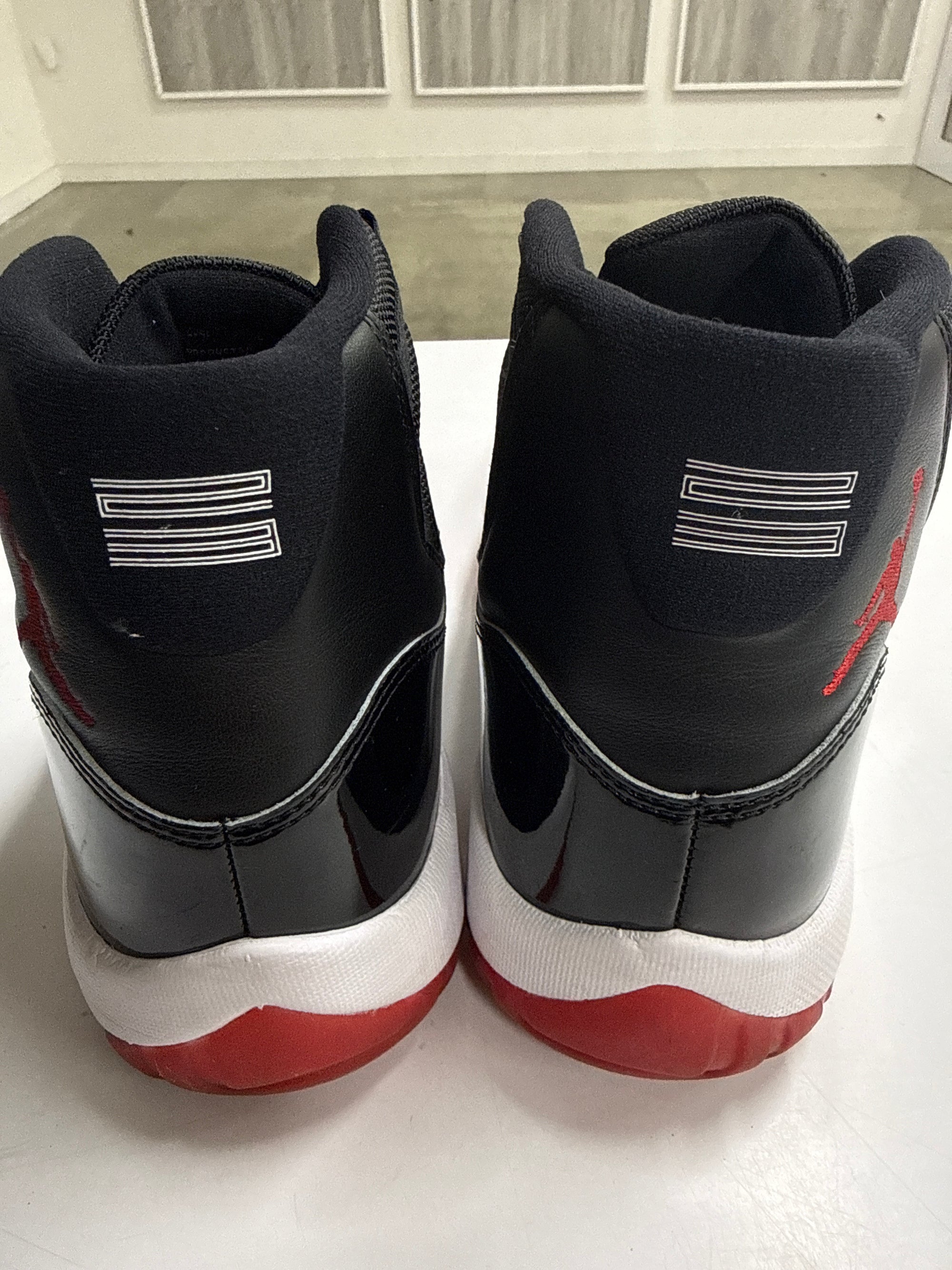 AIR JORDAN 11 BRED 2019 - SIZE 12 (WORN)