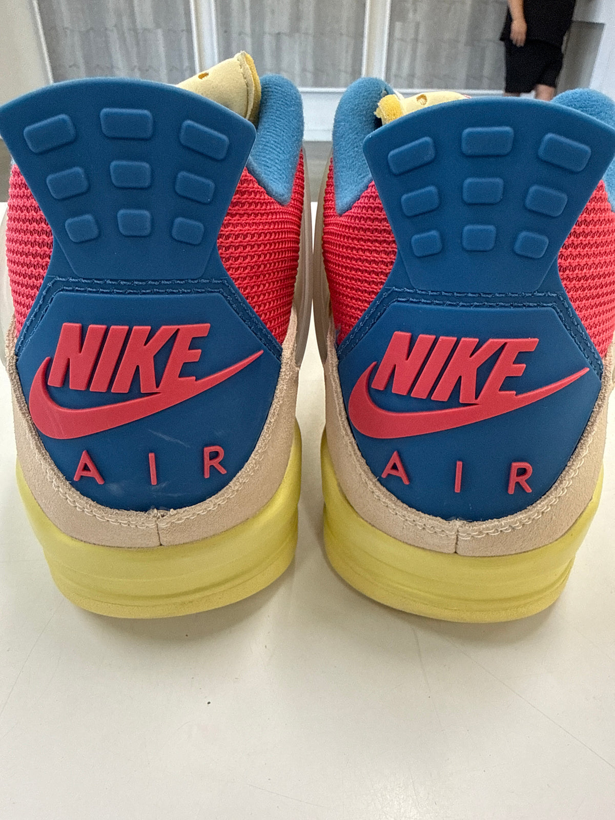 AIR JORDAN 4 UNION GUAVA - SIZE 10.5 (WORN) - SUPER CLEAN