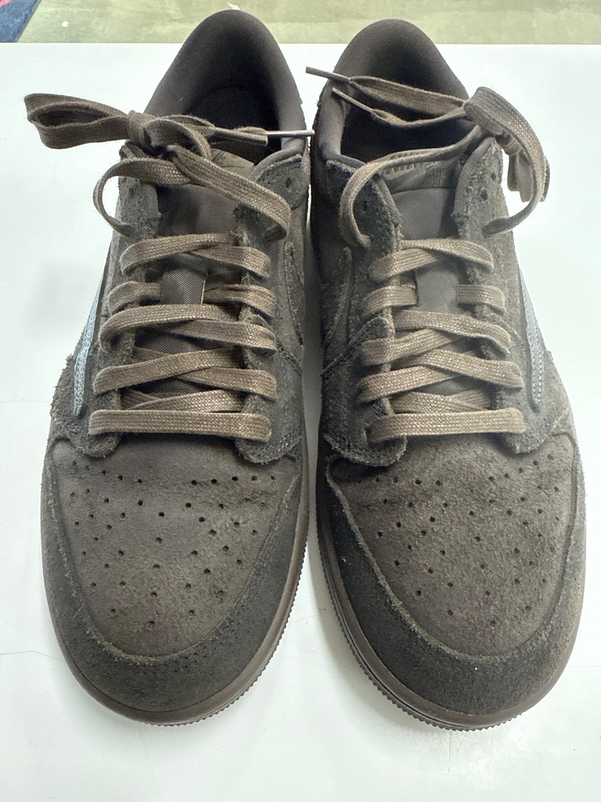 AIR JORDAN 1 LOW TRAVIS SCOTT VELVET BROWN - SIZE 8.5 (WORN) - SUPER CLEAN