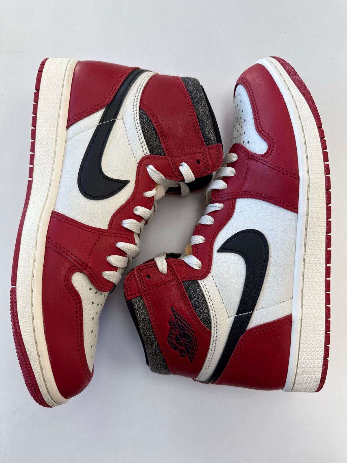 AIR JORDAN 1 HIGH LOST AND FOUND - SIZE 9 (WORN)