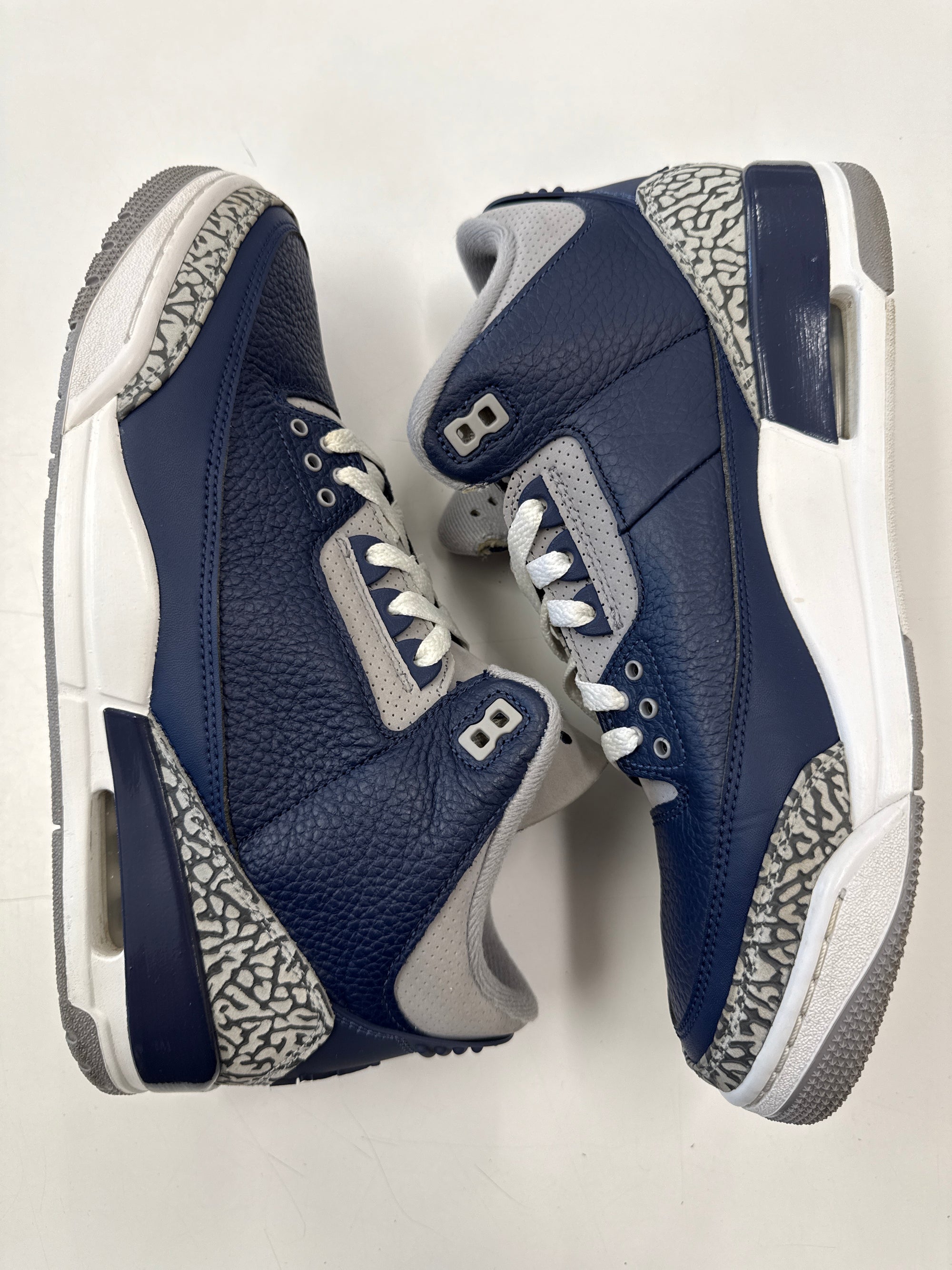 AIR JORDAN 3 GEORGETOWN - SIZE 10 (WORN)