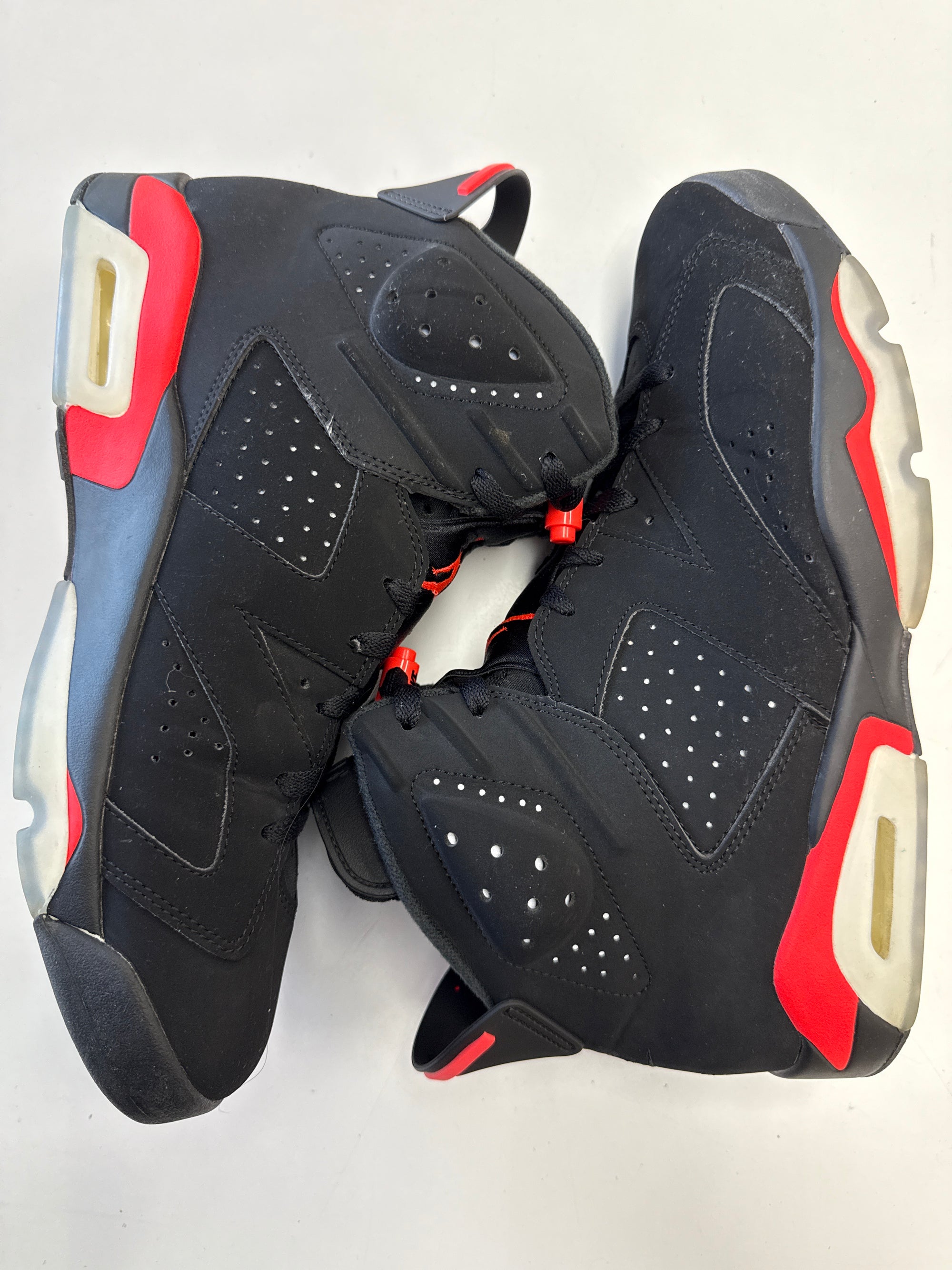 AIR JORDAN 6 BLACK INFRARED 2019 - SIZE 11.5 (WORN)