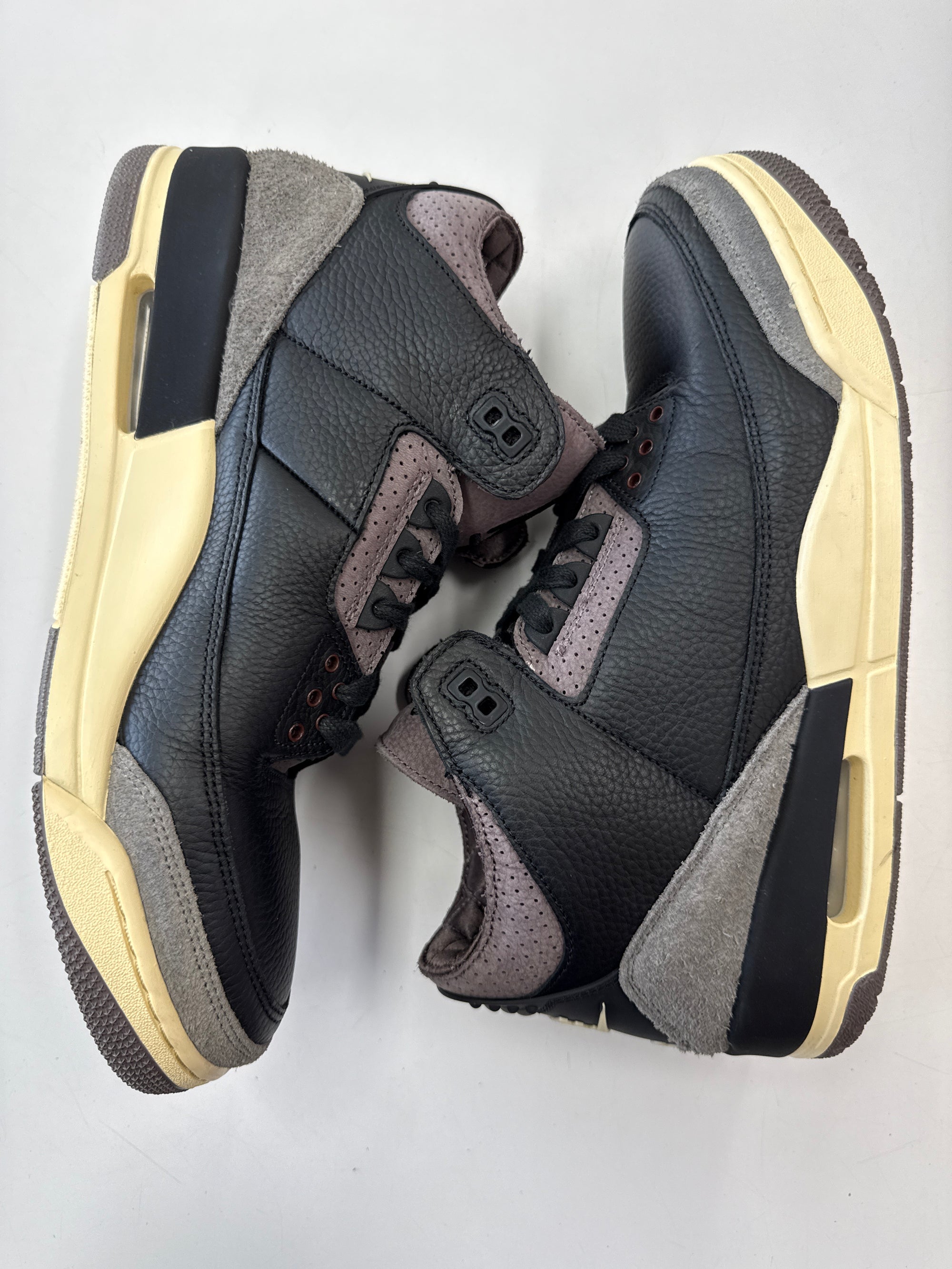 WMNS AIR JORDAN 3 A MA WHILE YOU WERE SLEEPING - SIZE W13.5 M12 (WORN)